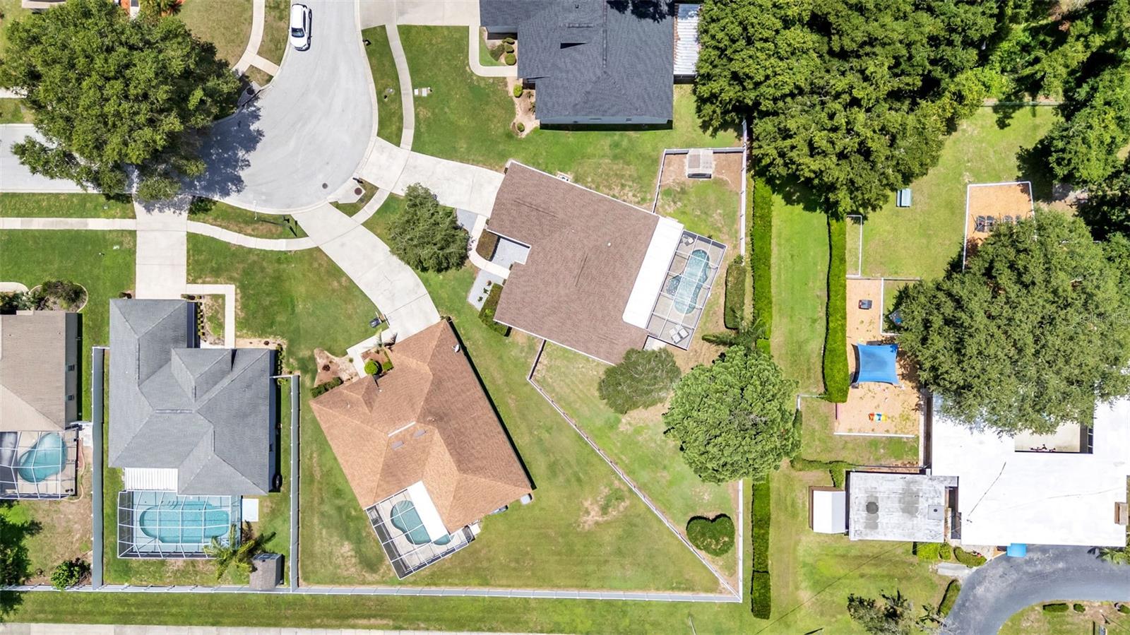 KINGSWAY OAKS UNIT 2 - Residential