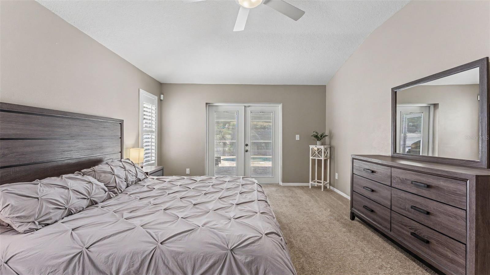 KINGSWAY OAKS UNIT 2 - Residential