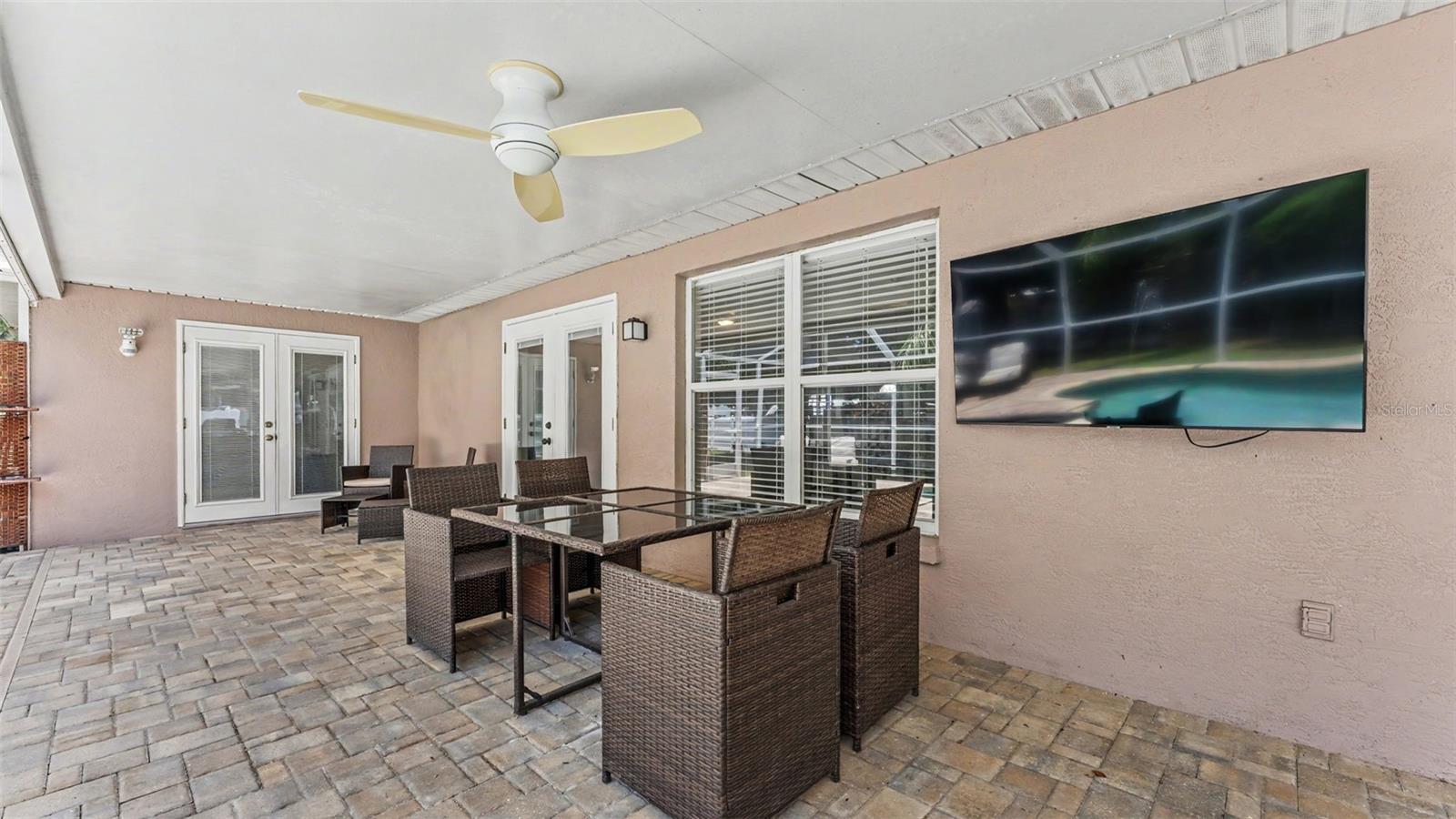 KINGSWAY OAKS UNIT 2 - Residential