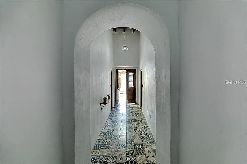 SAN JUAN ANTIGUO - Residential Income