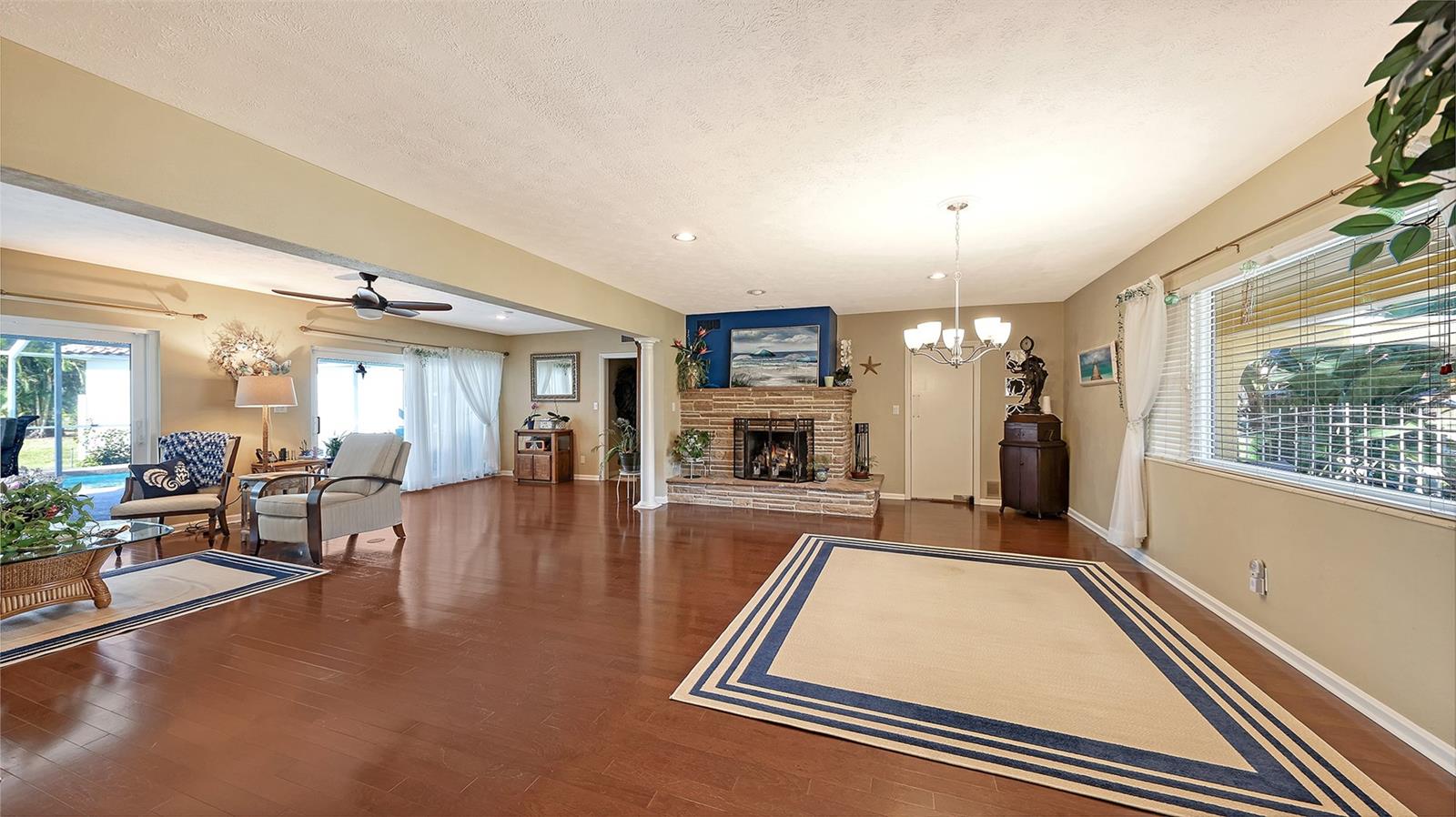 WHITFIELD COUNTRY CLUB ADD - Residential