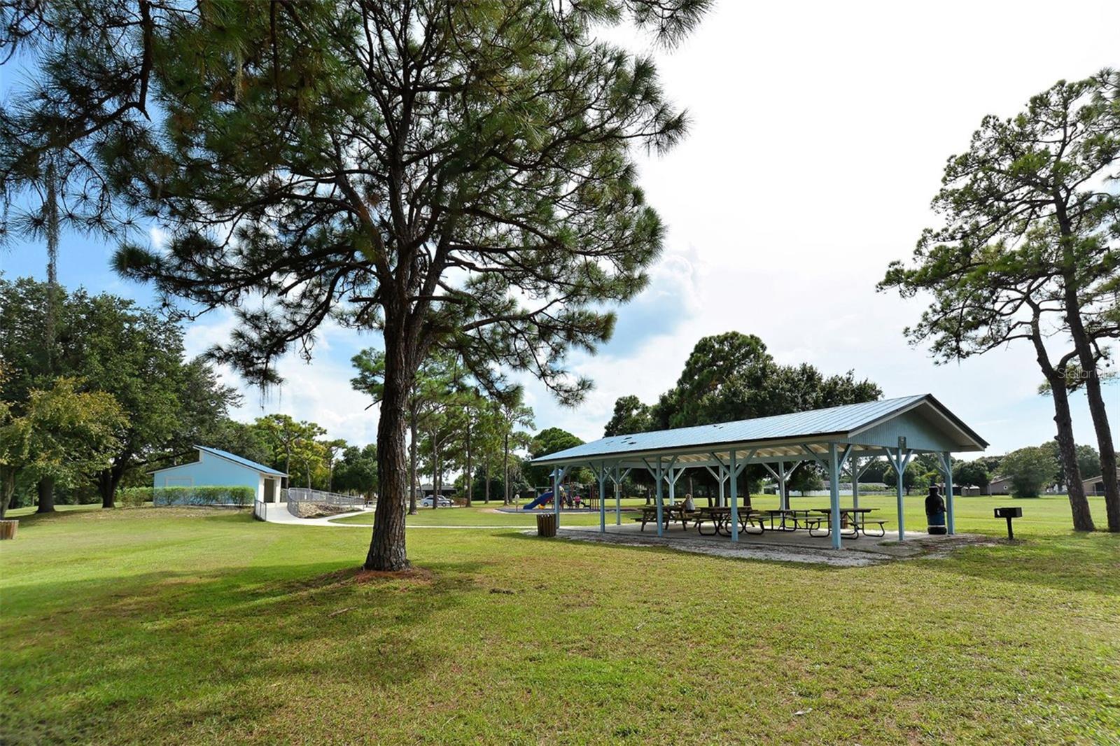 WHITFIELD COUNTRY CLUB ADD - Residential