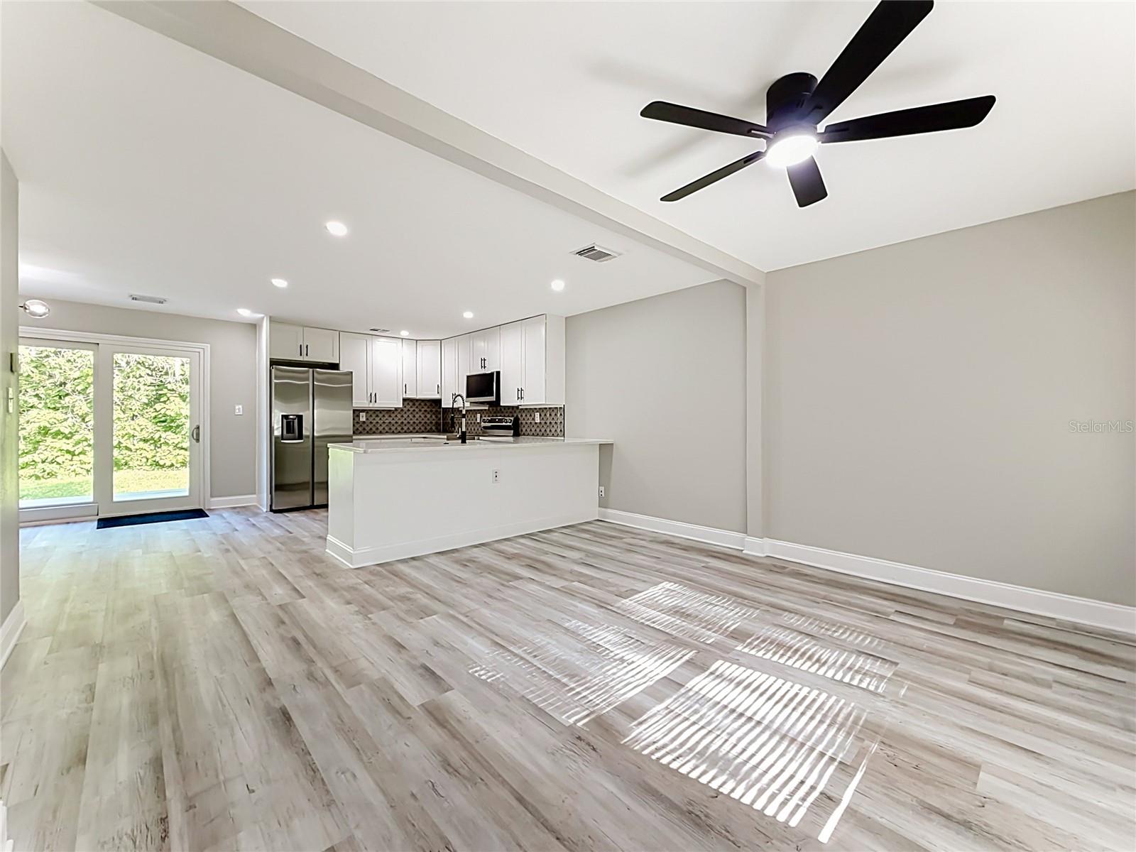 FLOYDS ADD 01 - Residential