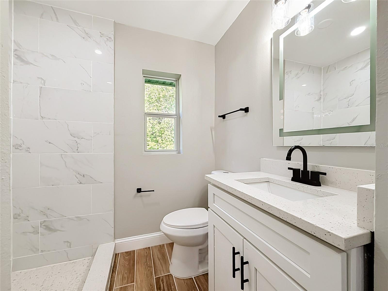 FLOYDS ADD 01 - Residential
