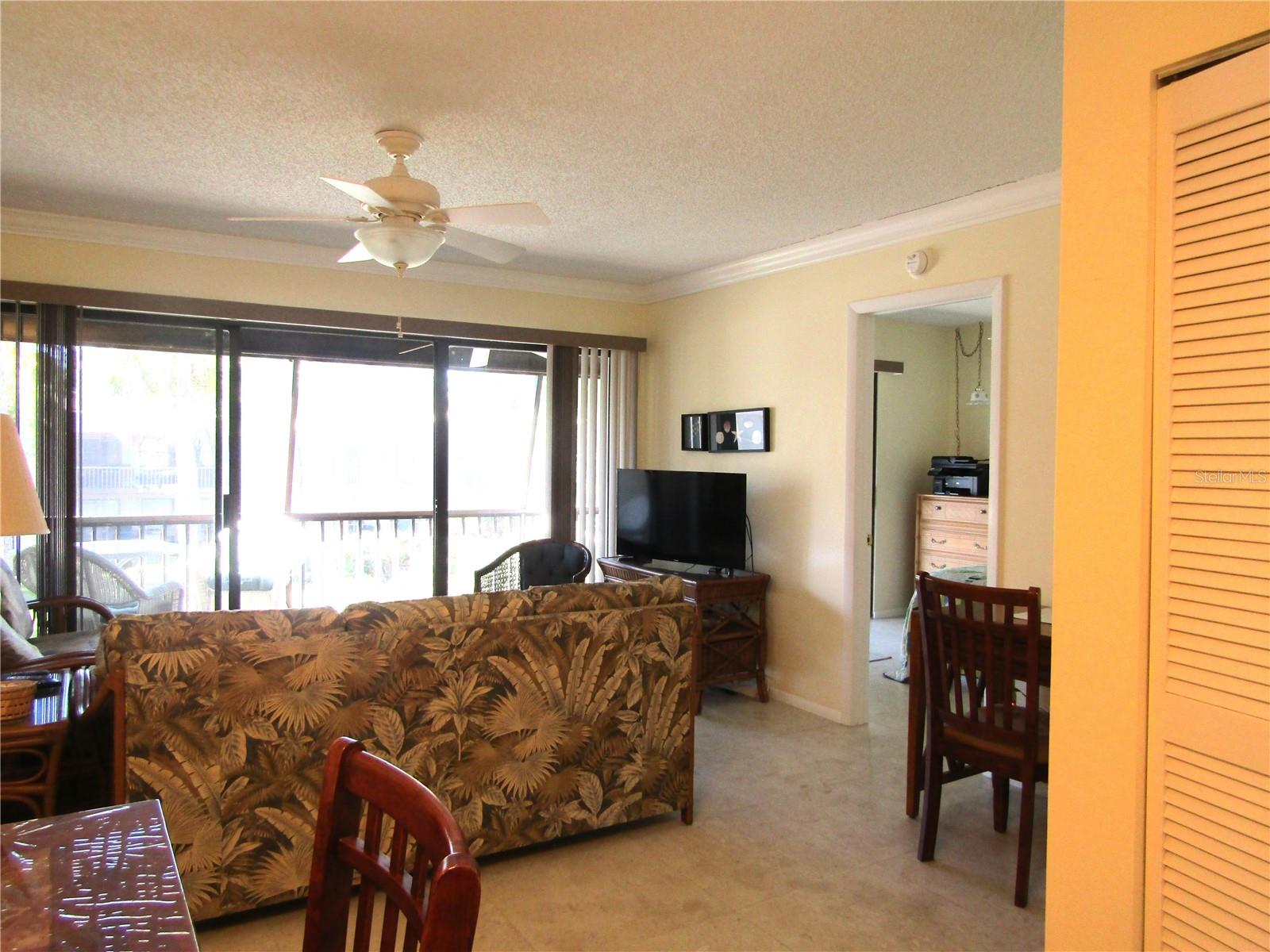 PINEBROOK HOLLOW - Residential
