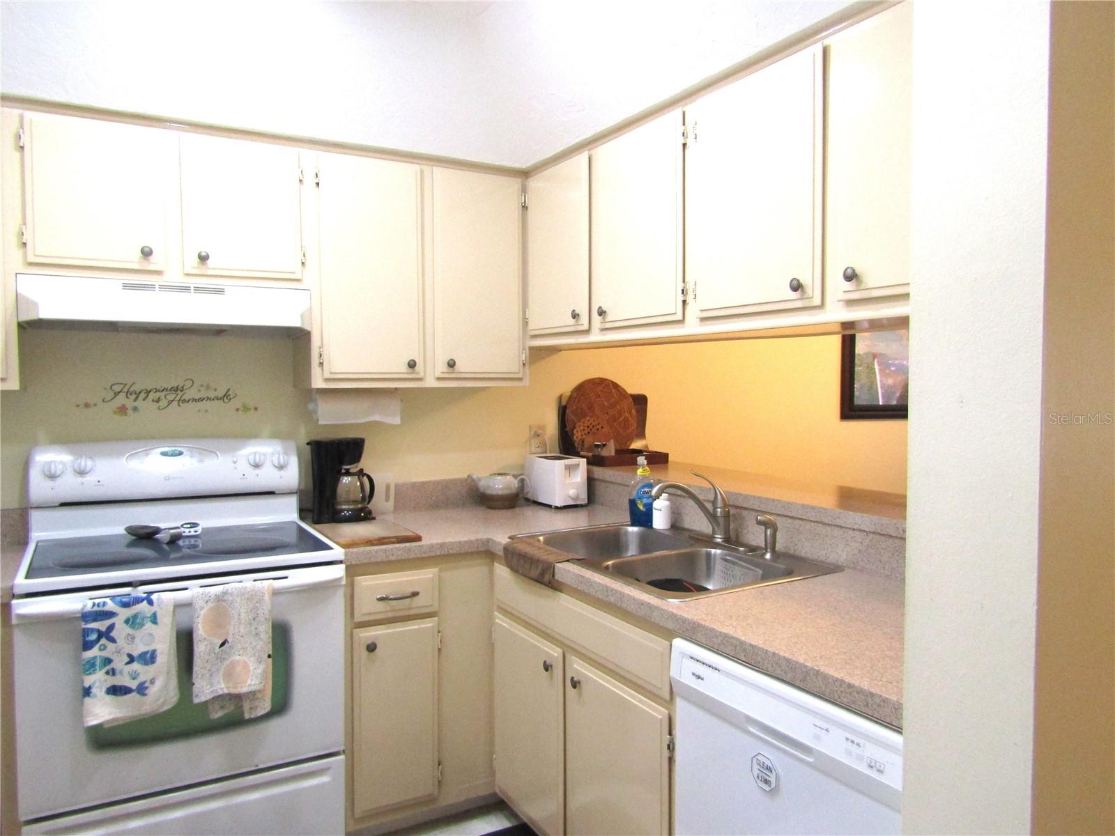 PINEBROOK HOLLOW - Residential