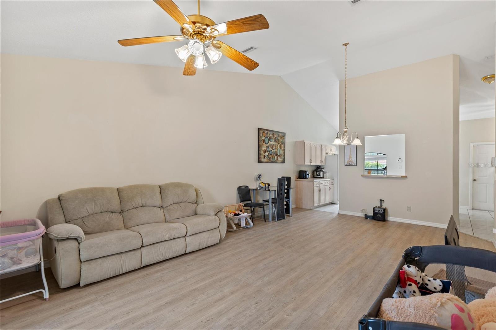 PALM COAST/EASTHAMPTON SEC 34 - Residential Income