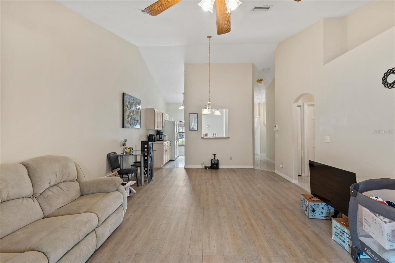 PALM COAST/EASTHAMPTON SEC 34 - Residential Income