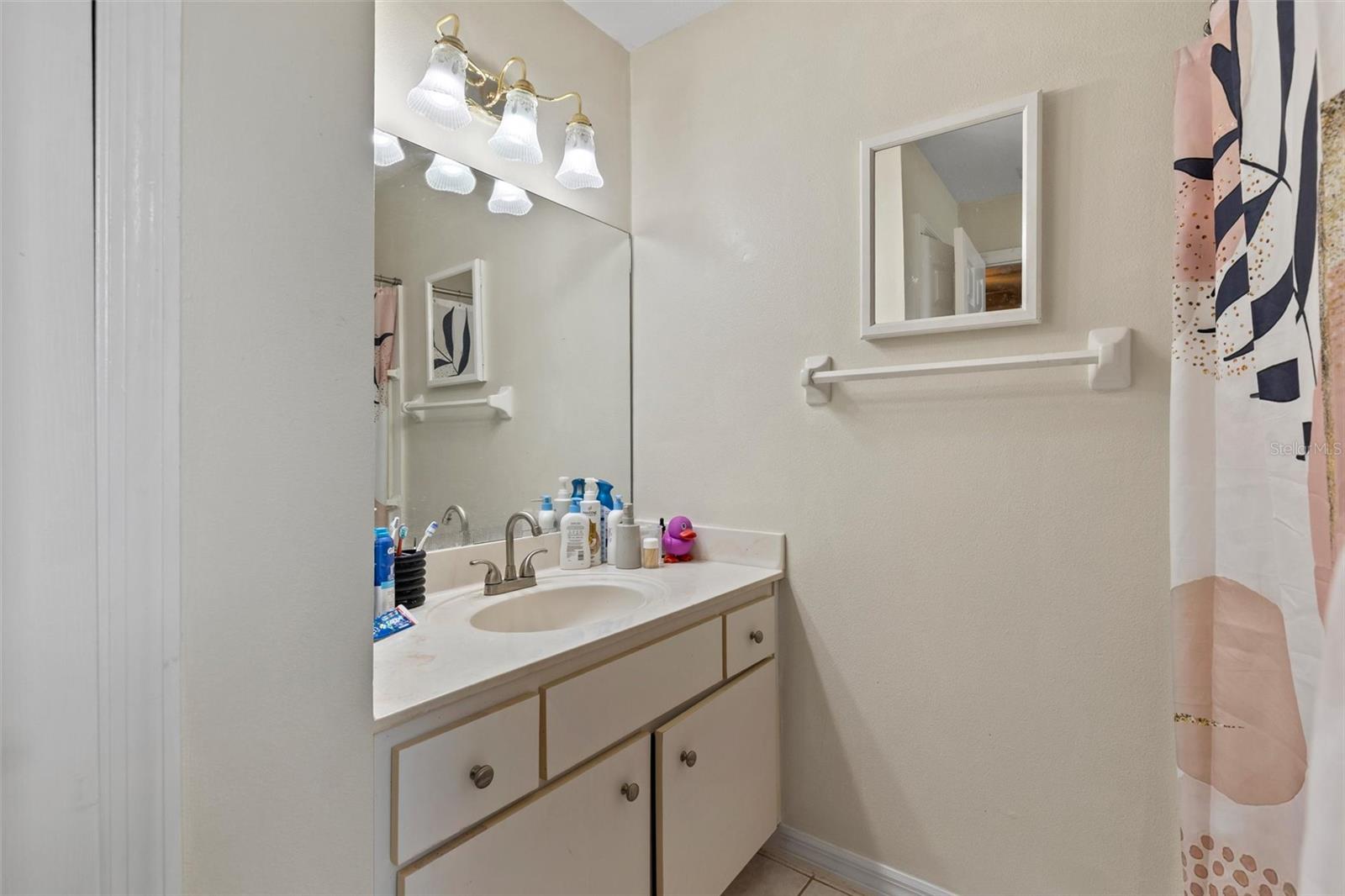 PALM COAST/EASTHAMPTON SEC 34 - Residential Income