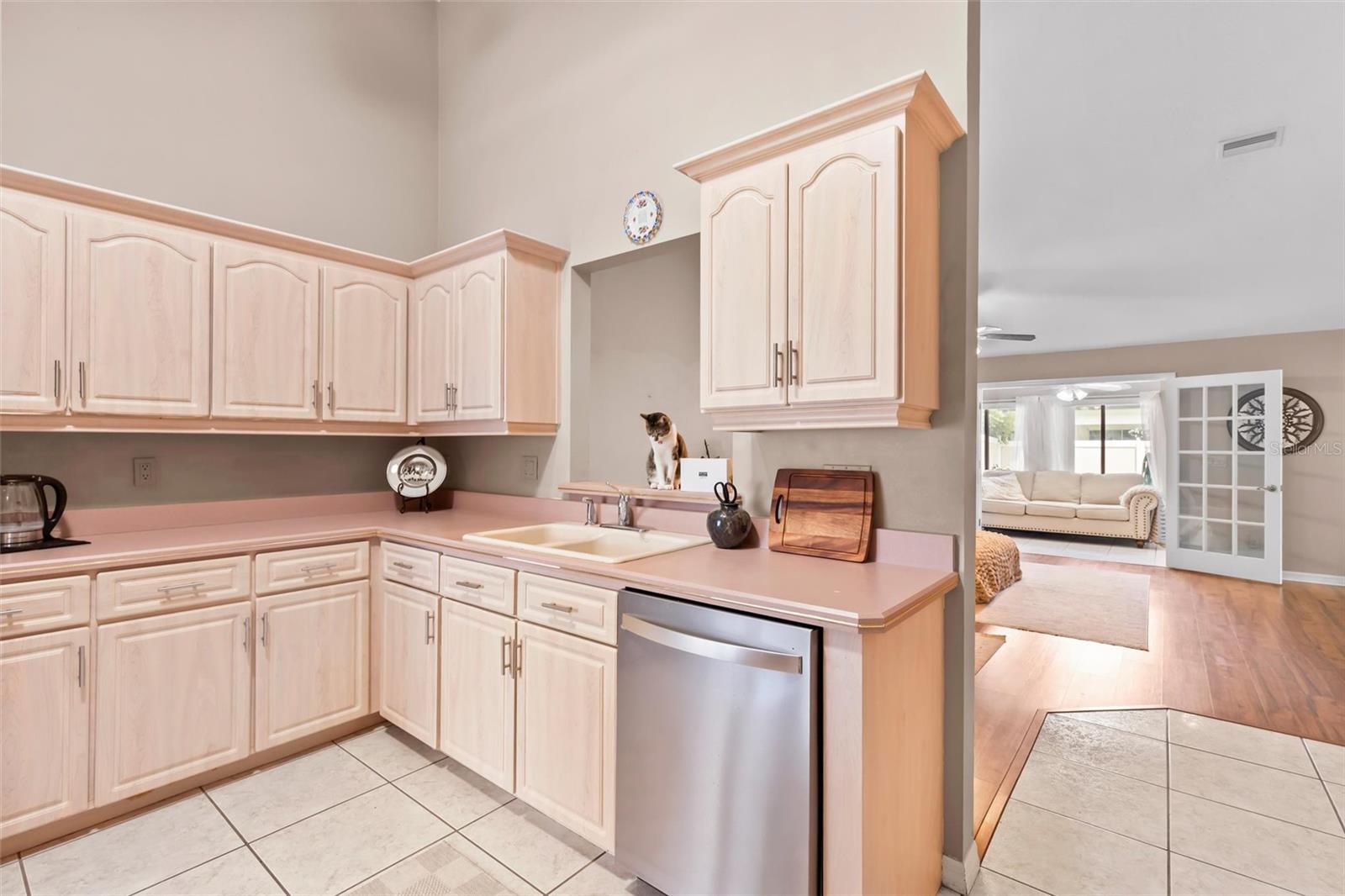 PALM COAST/EASTHAMPTON SEC 34 - Residential Income