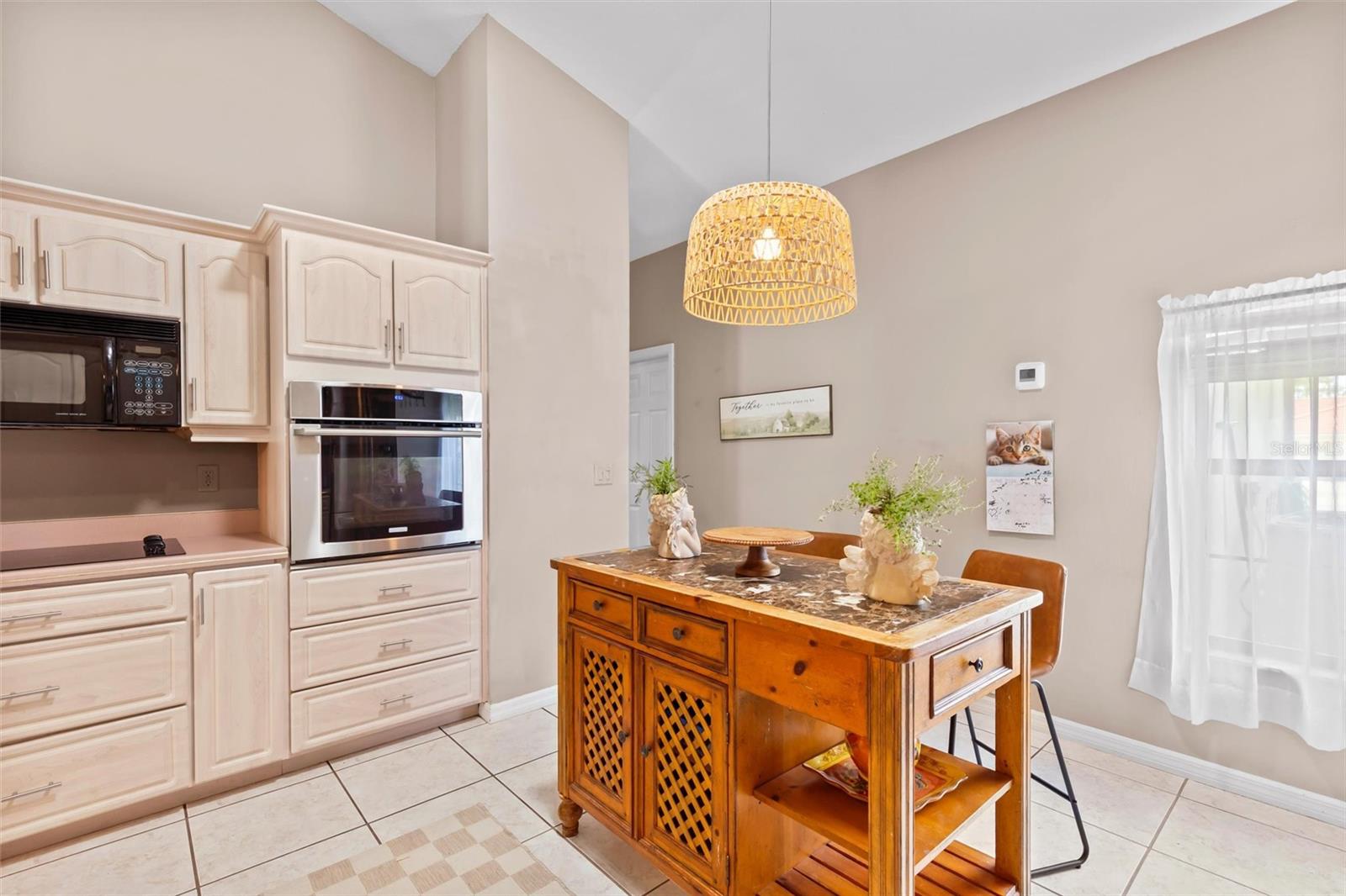 PALM COAST/EASTHAMPTON SEC 34 - Residential Income
