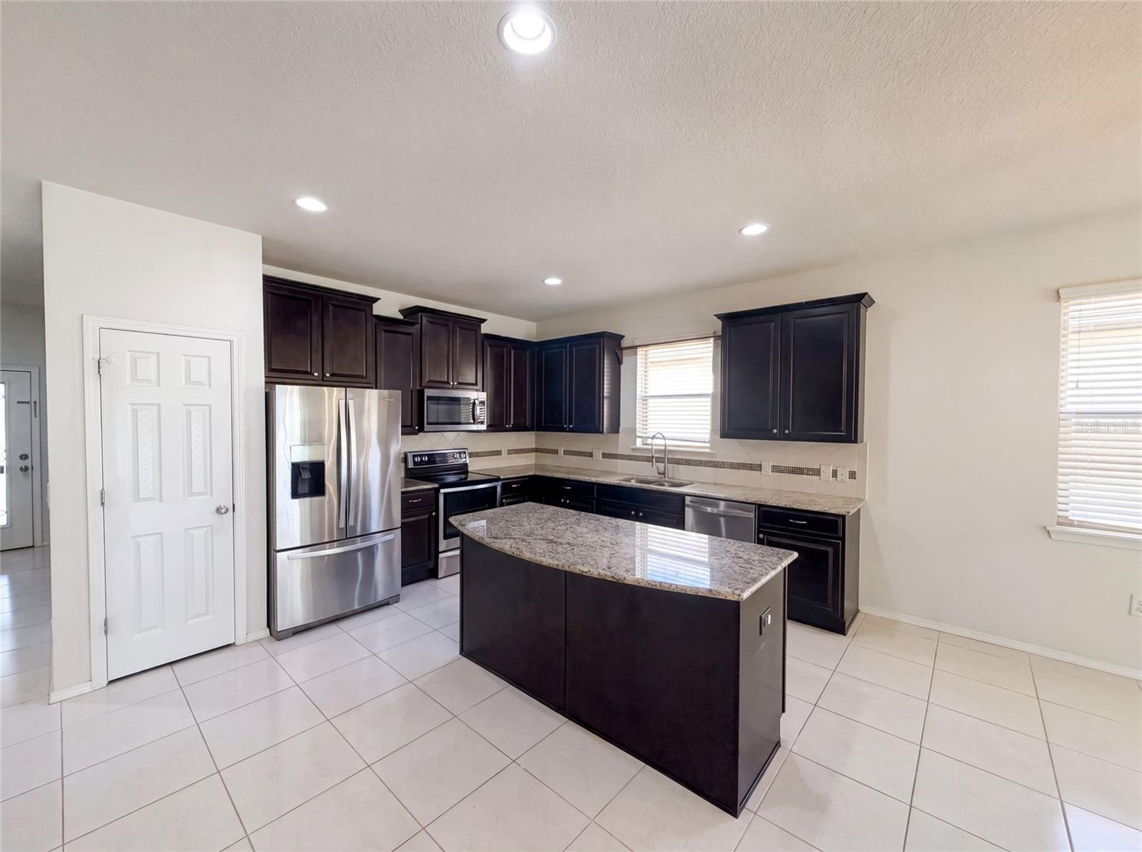 TRILLIUM VILLAGE E PH 1 - Residential