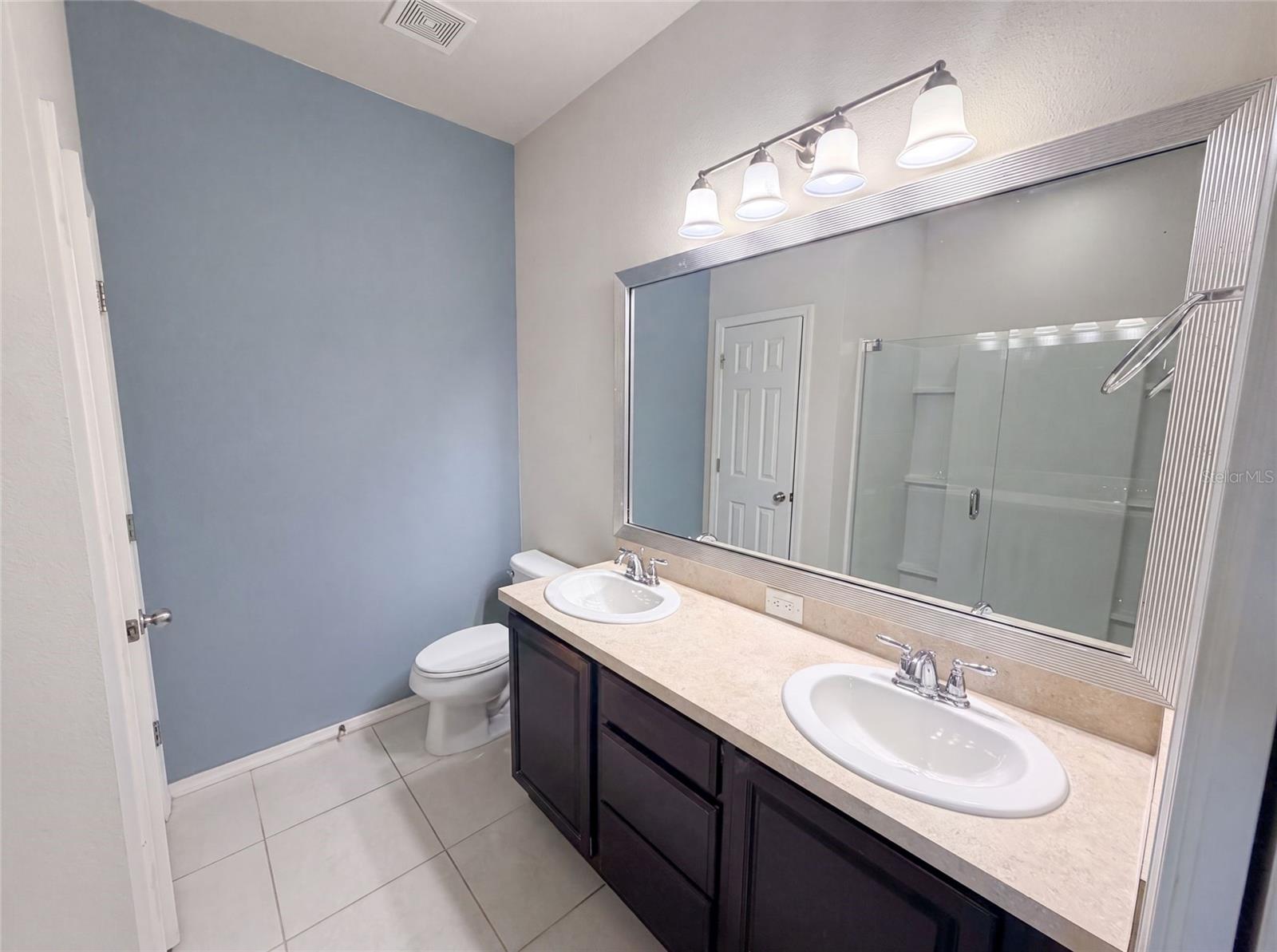 TRILLIUM VILLAGE E PH 1 - Residential