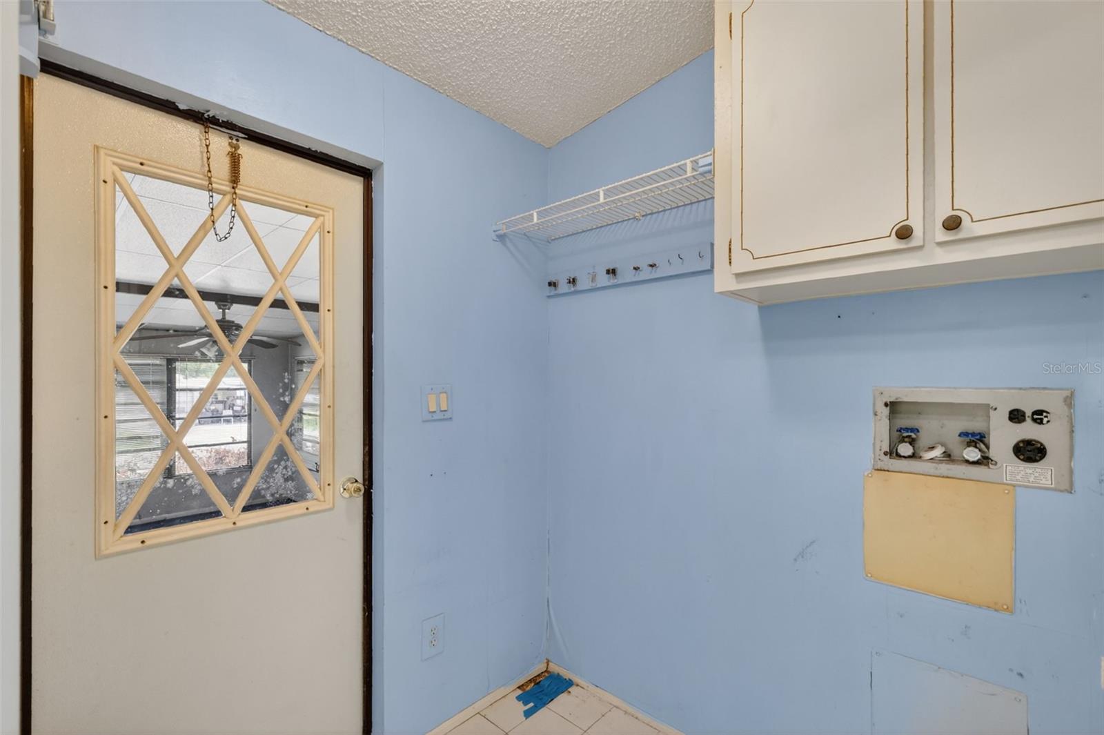 LADY LAKE ORANGE BLOSSOM GARDENS UNIT 09 - Residential