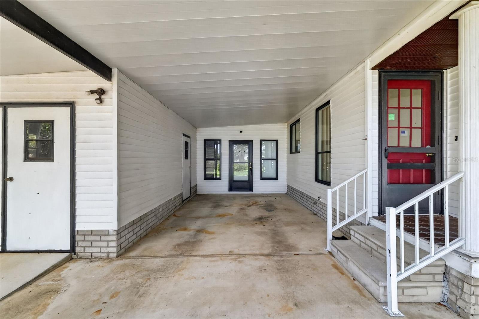 LADY LAKE ORANGE BLOSSOM GARDENS UNIT 09 - Residential