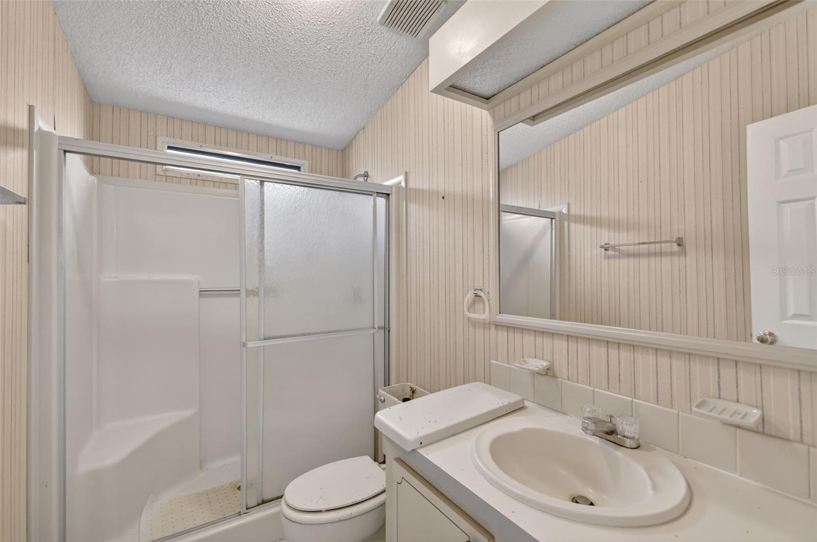 LADY LAKE ORANGE BLOSSOM GARDENS UNIT 09 - Residential