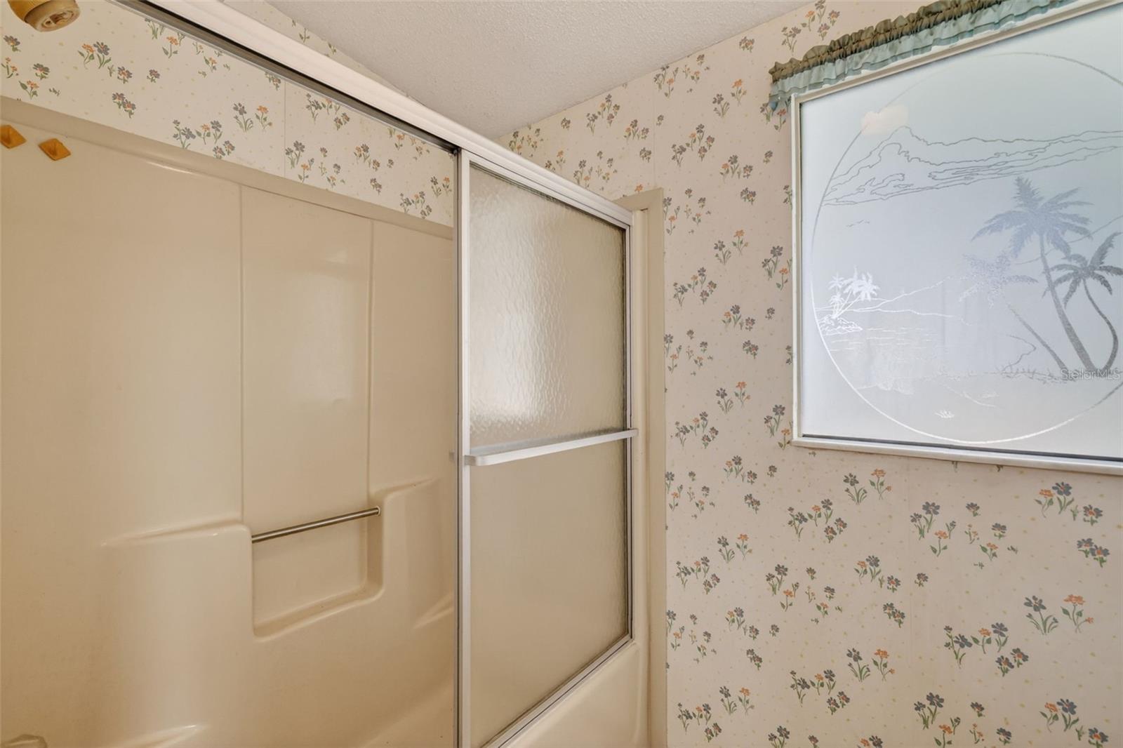 LADY LAKE ORANGE BLOSSOM GARDENS UNIT 09 - Residential