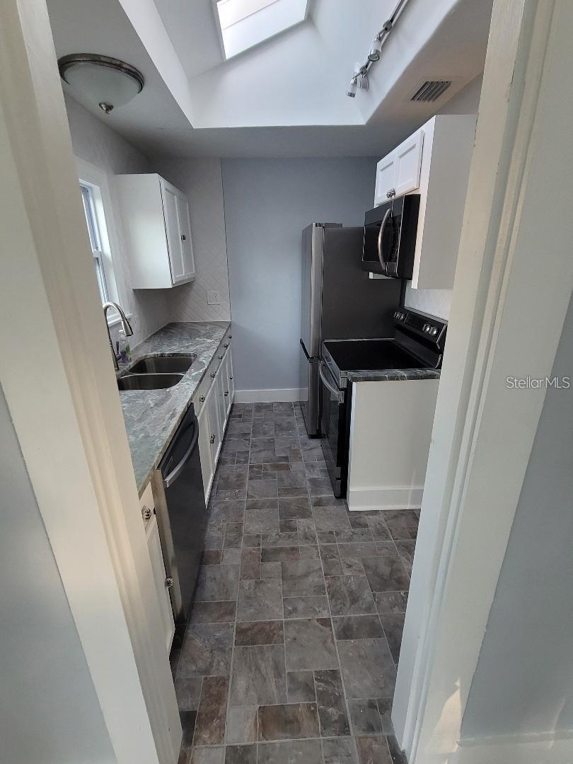 POWERS CENTRAL PARK SUB - Residential Income
