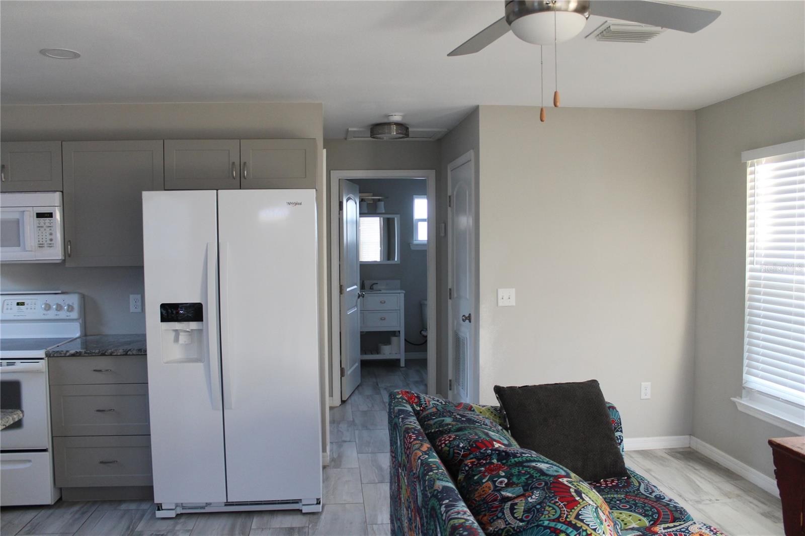 POWERS CENTRAL PARK SUB - Residential Income