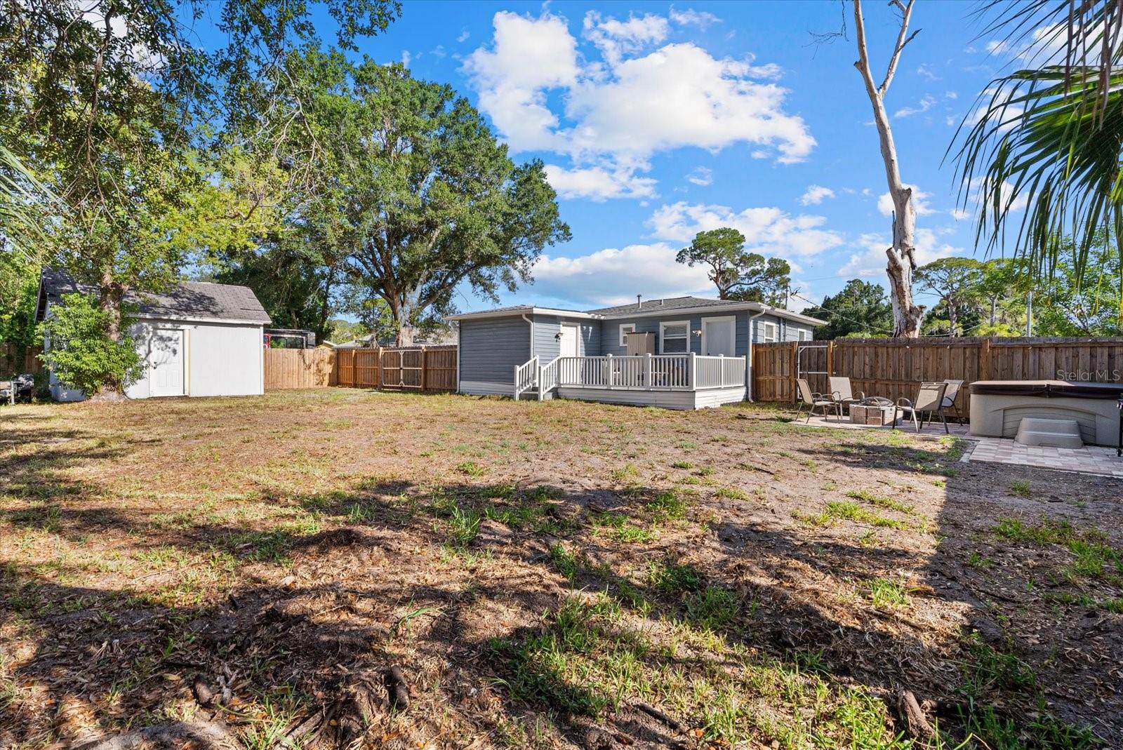 RUSKIN CITY 1ST ADD - Residential