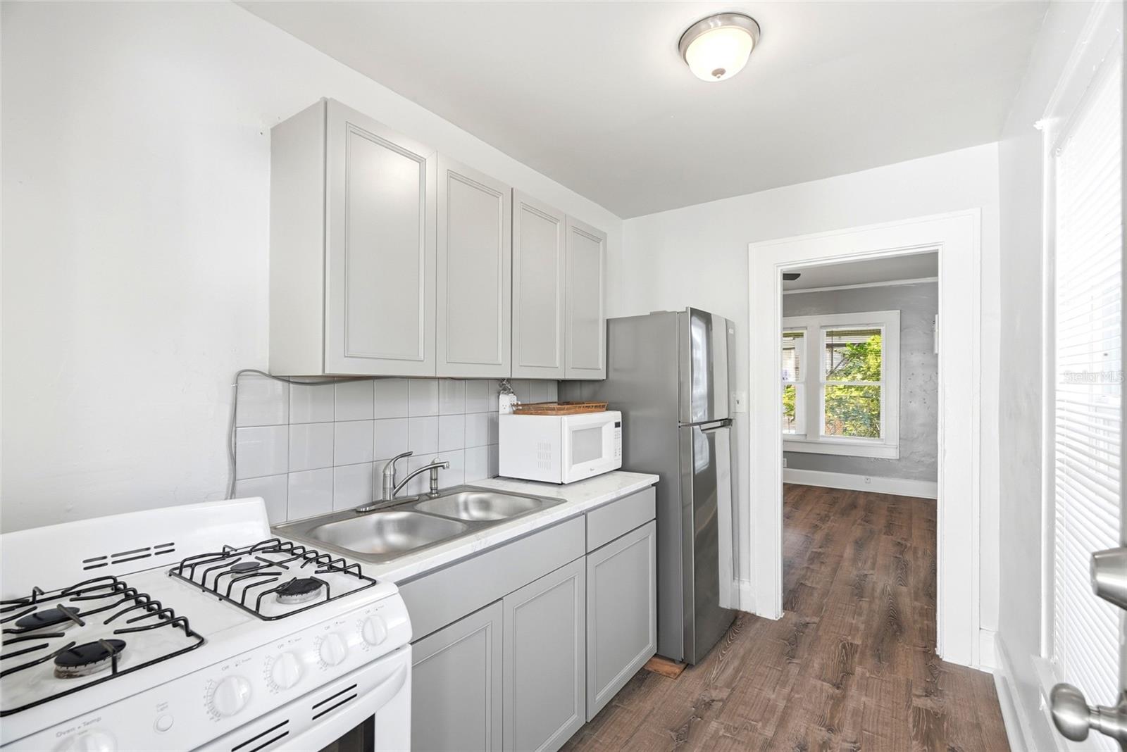 KINYON & WOODS ADD - Residential Lease