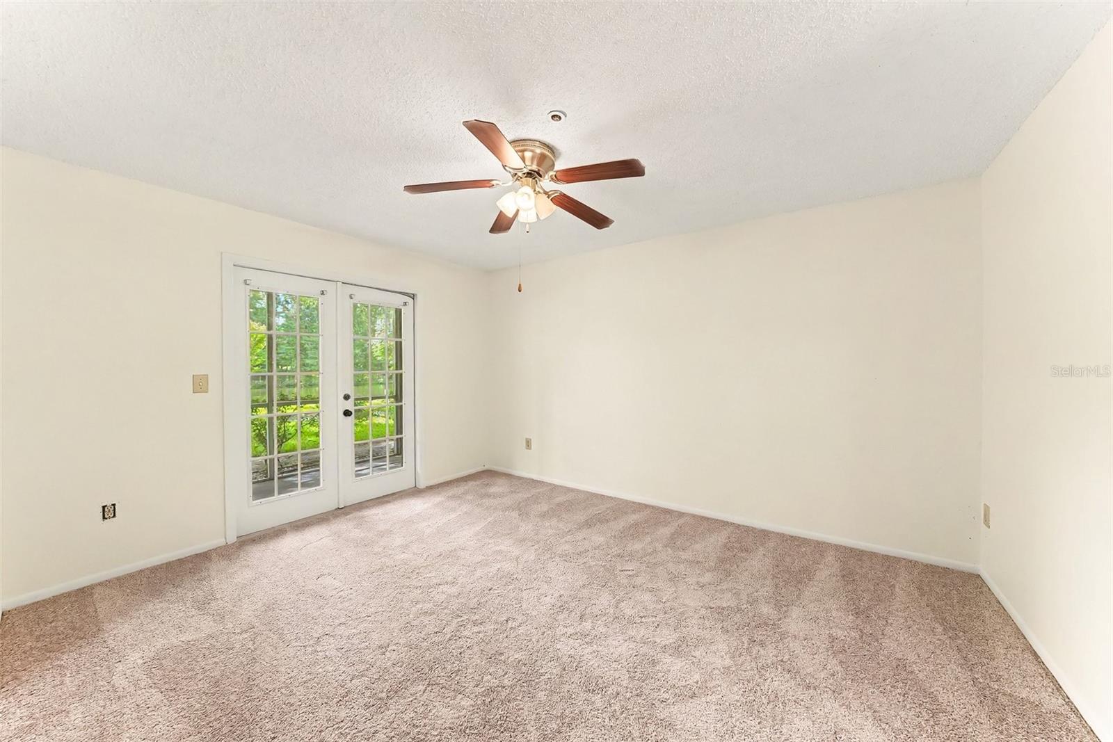 RAINTREE VILLAGE CONDO N - Residential
