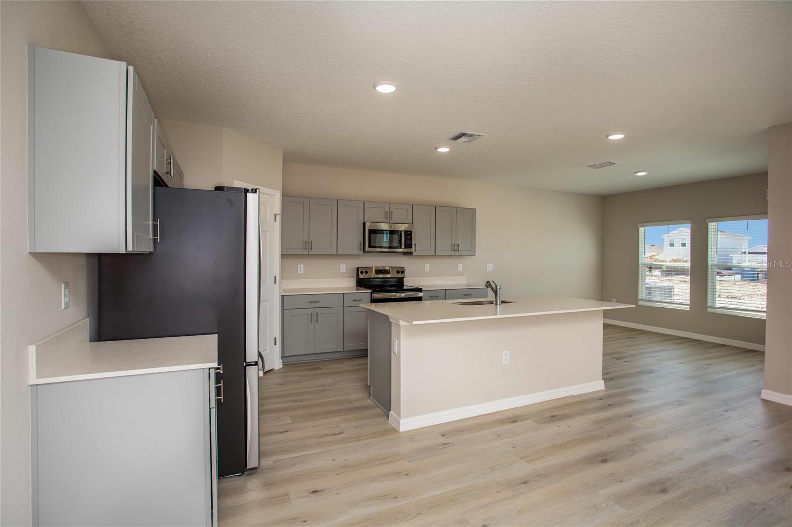 PASADENA RIDGE - Residential