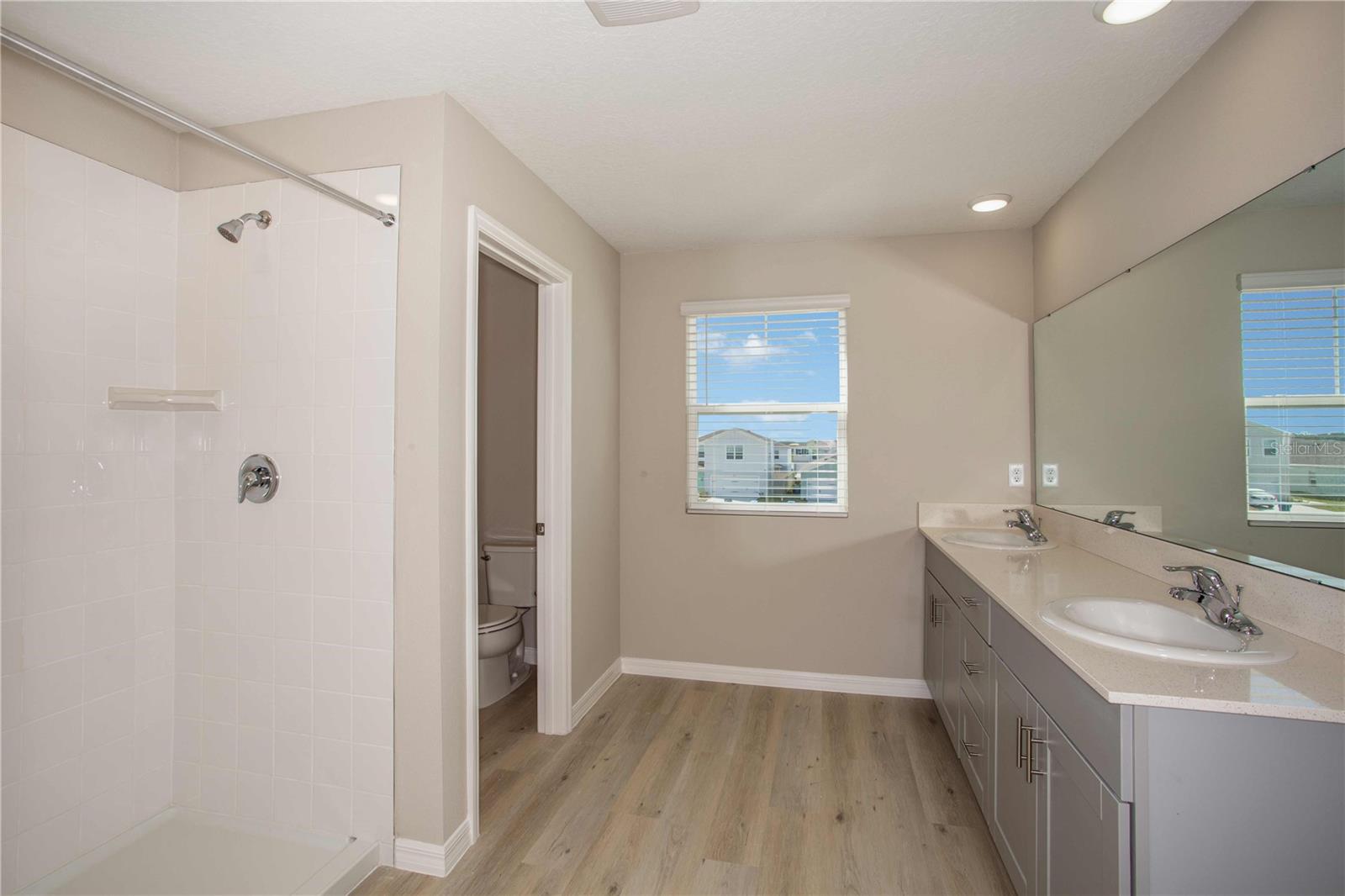 PASADENA RIDGE - Residential