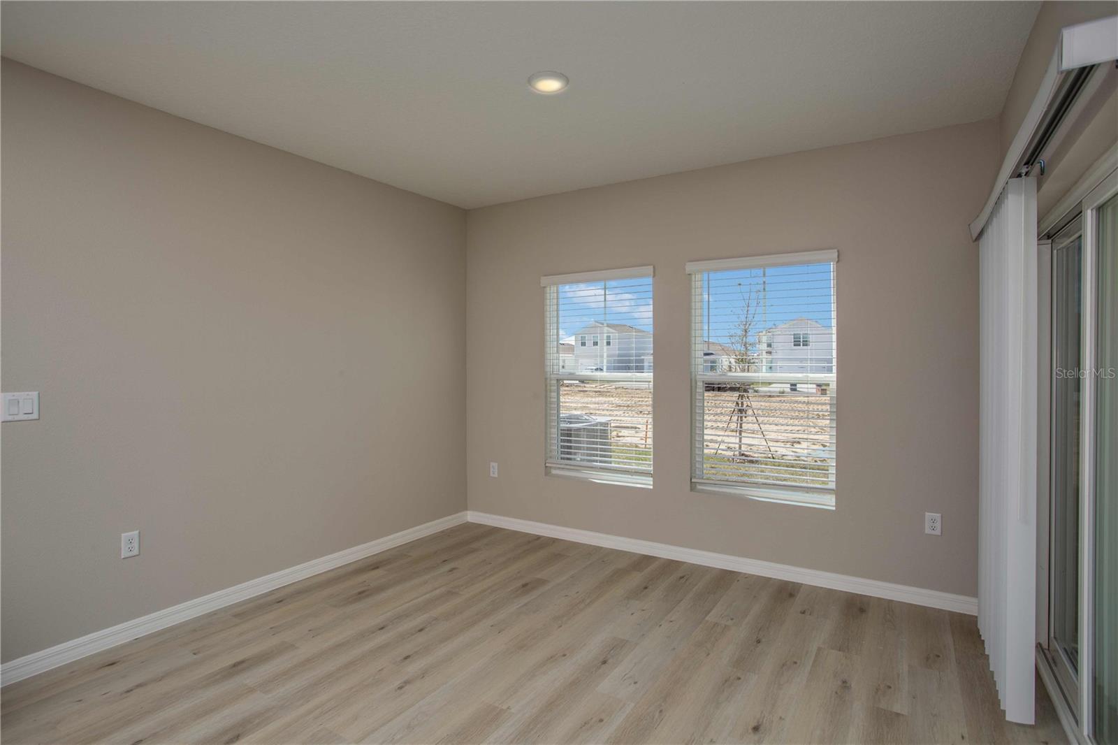 PASADENA RIDGE - Residential