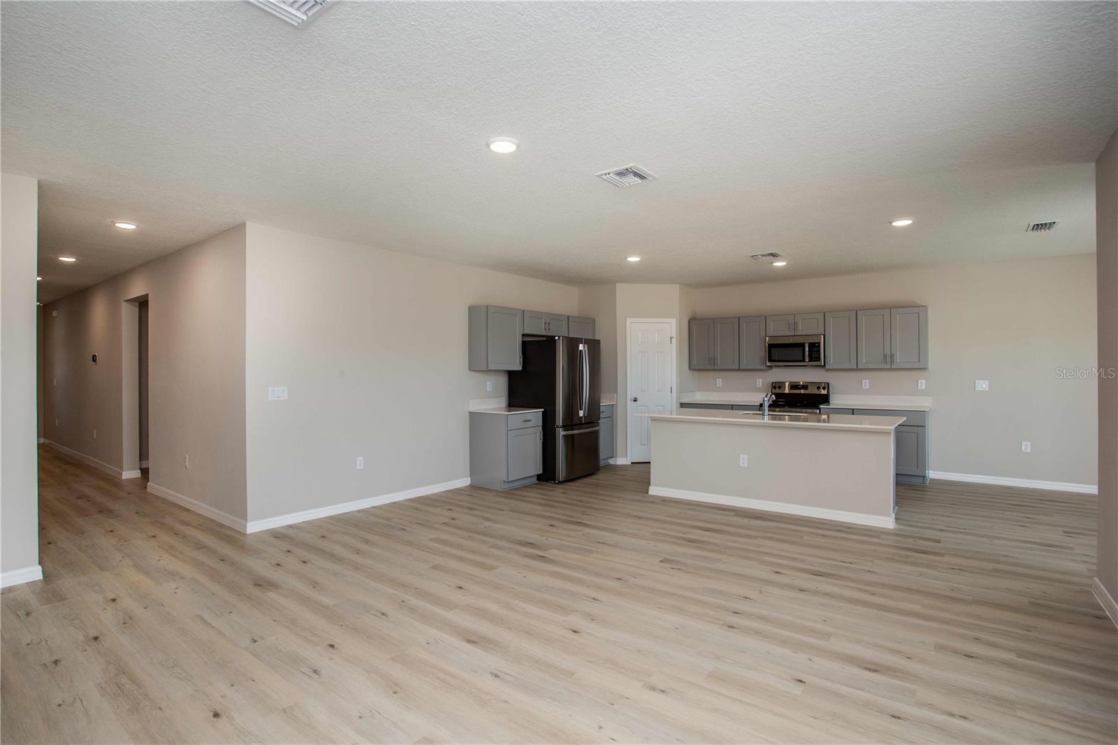 PASADENA RIDGE - Residential