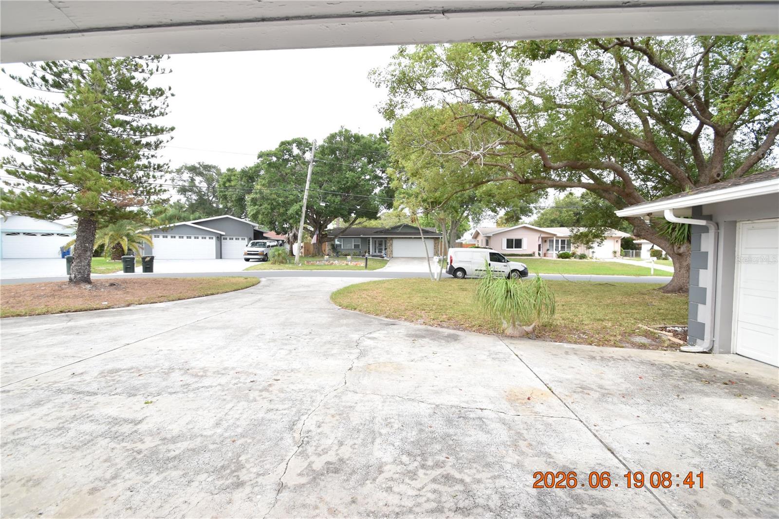 HARBOR LAKE ESTATES - Residential Lease