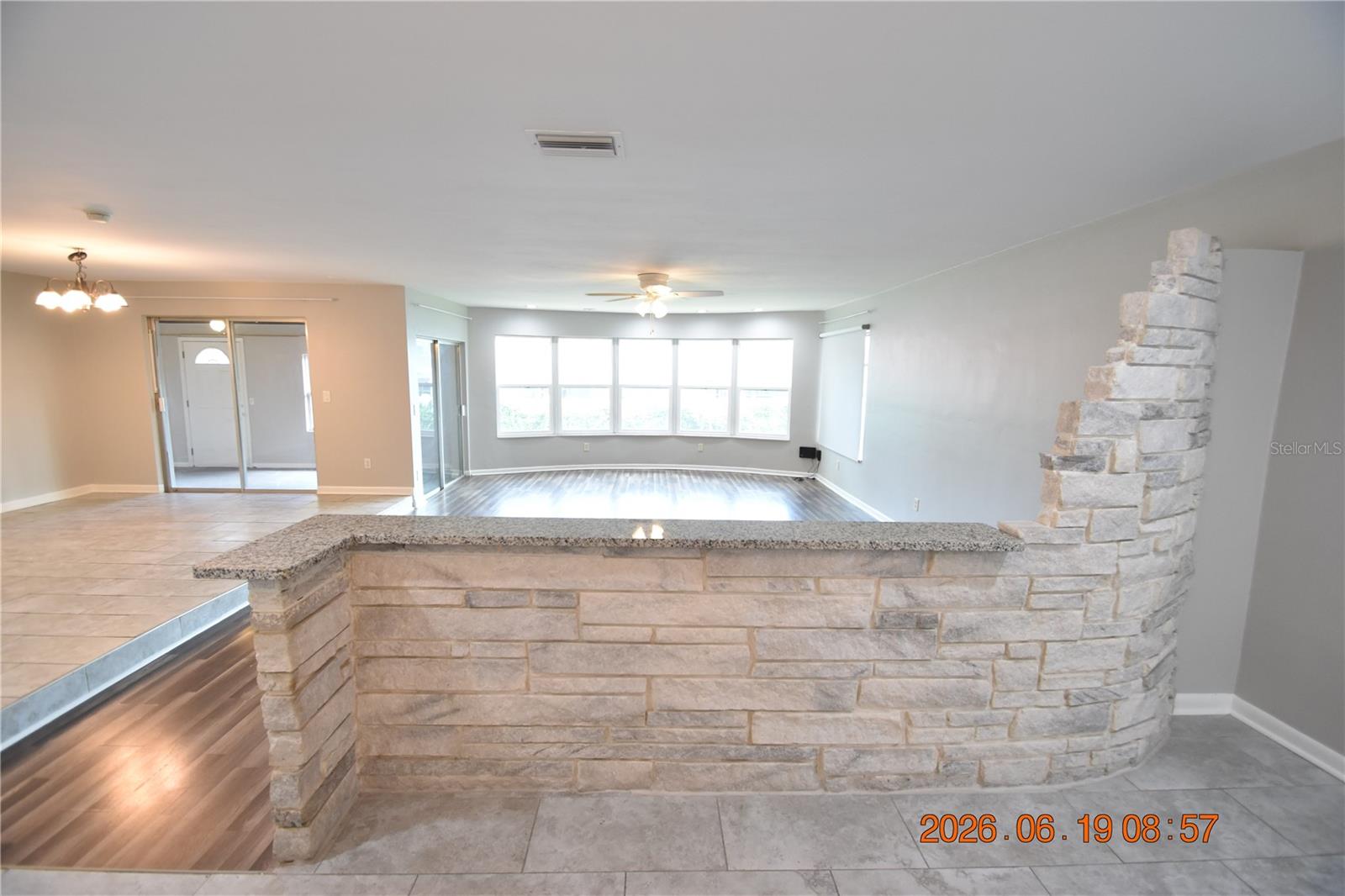 HARBOR LAKE ESTATES - Residential Lease