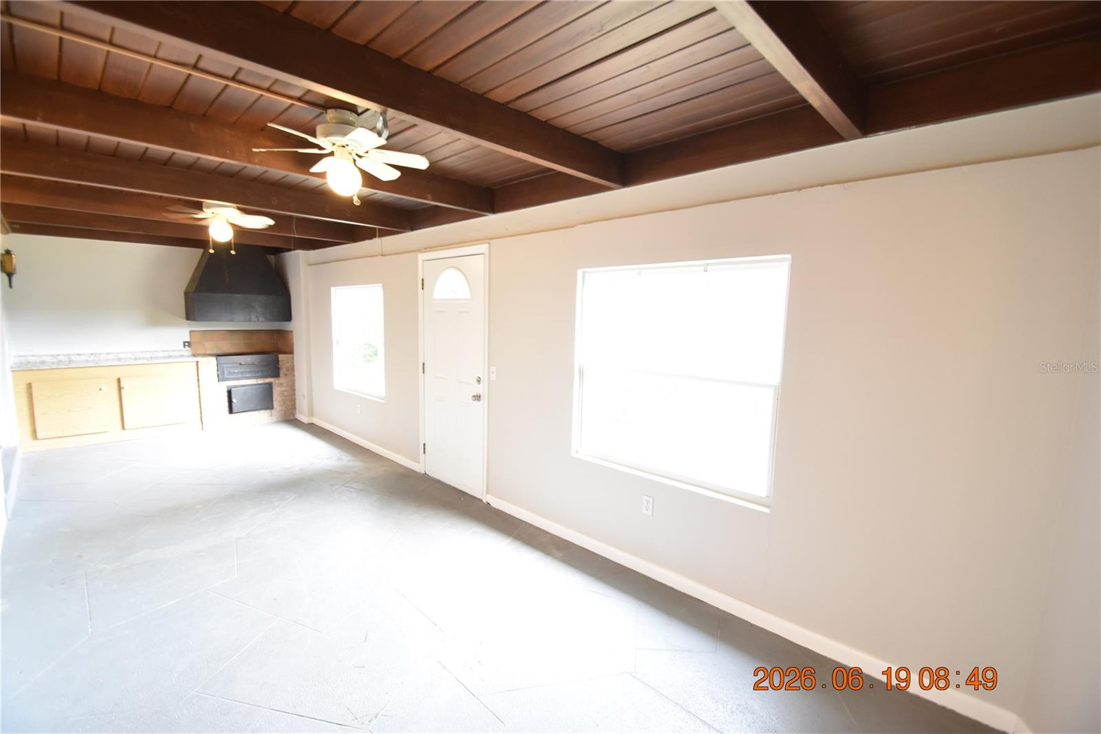 HARBOR LAKE ESTATES - Residential Lease