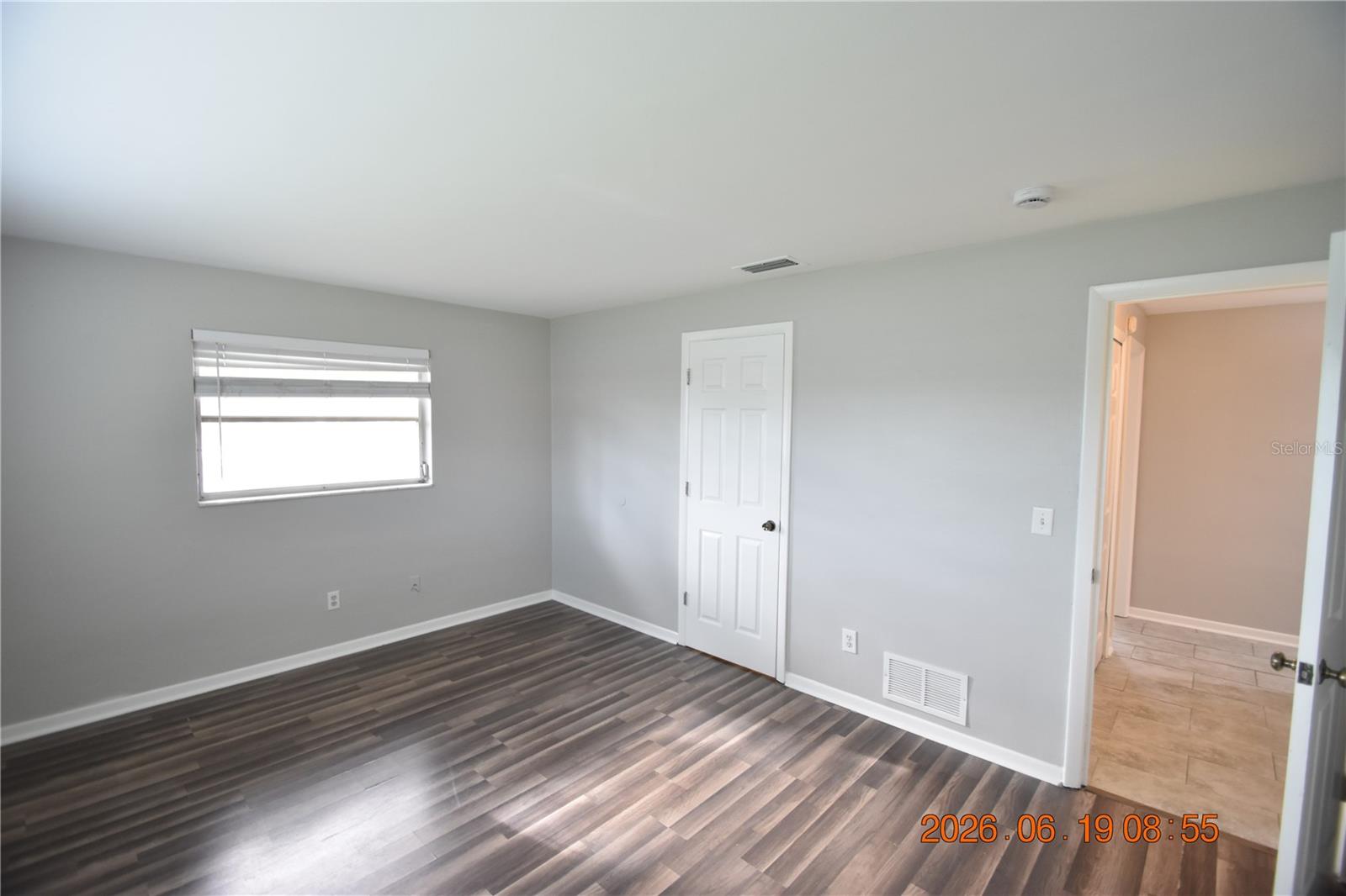 HARBOR LAKE ESTATES - Residential Lease