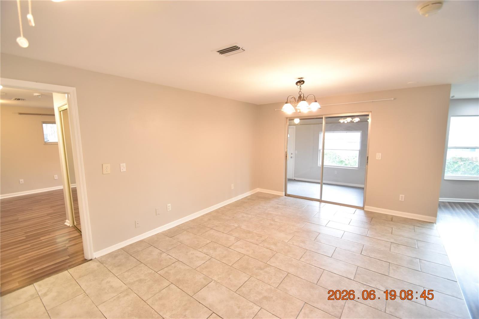 HARBOR LAKE ESTATES - Residential Lease