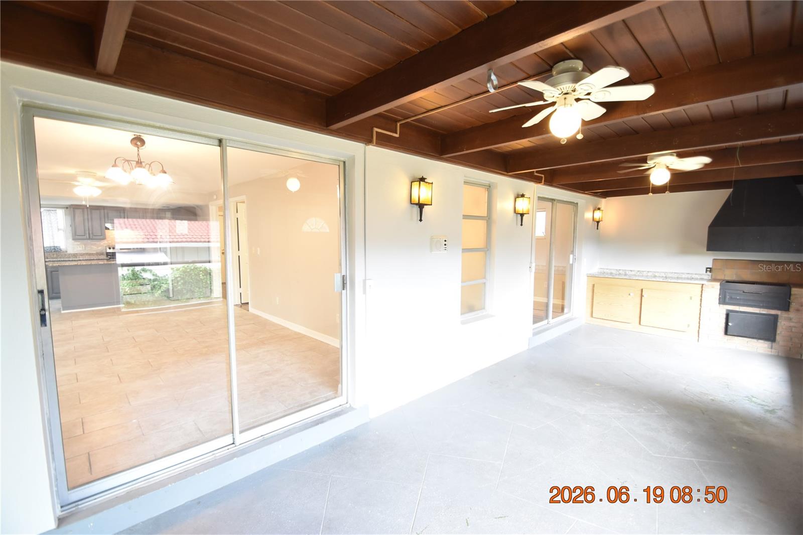 HARBOR LAKE ESTATES - Residential Lease