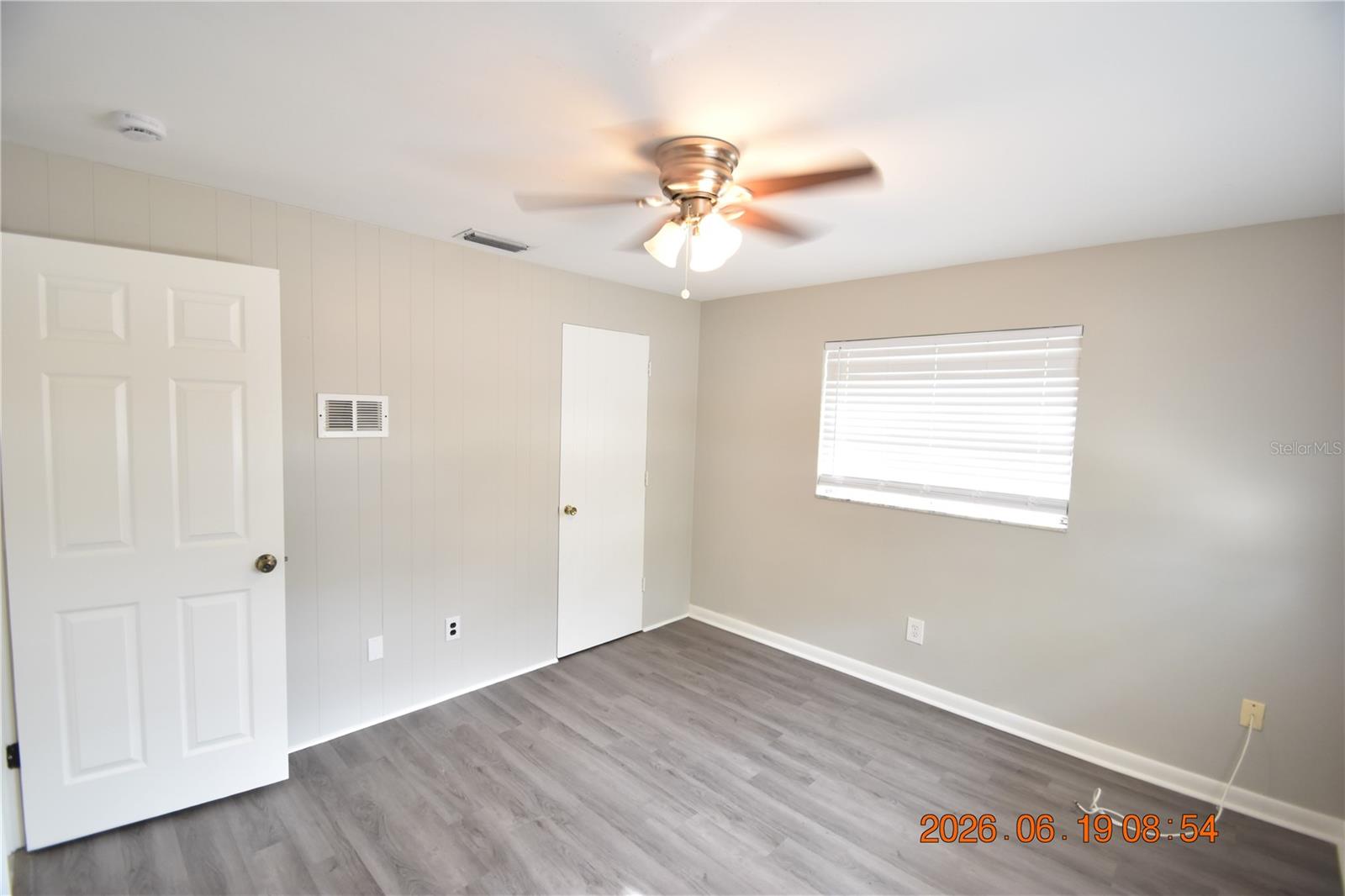 HARBOR LAKE ESTATES - Residential Lease
