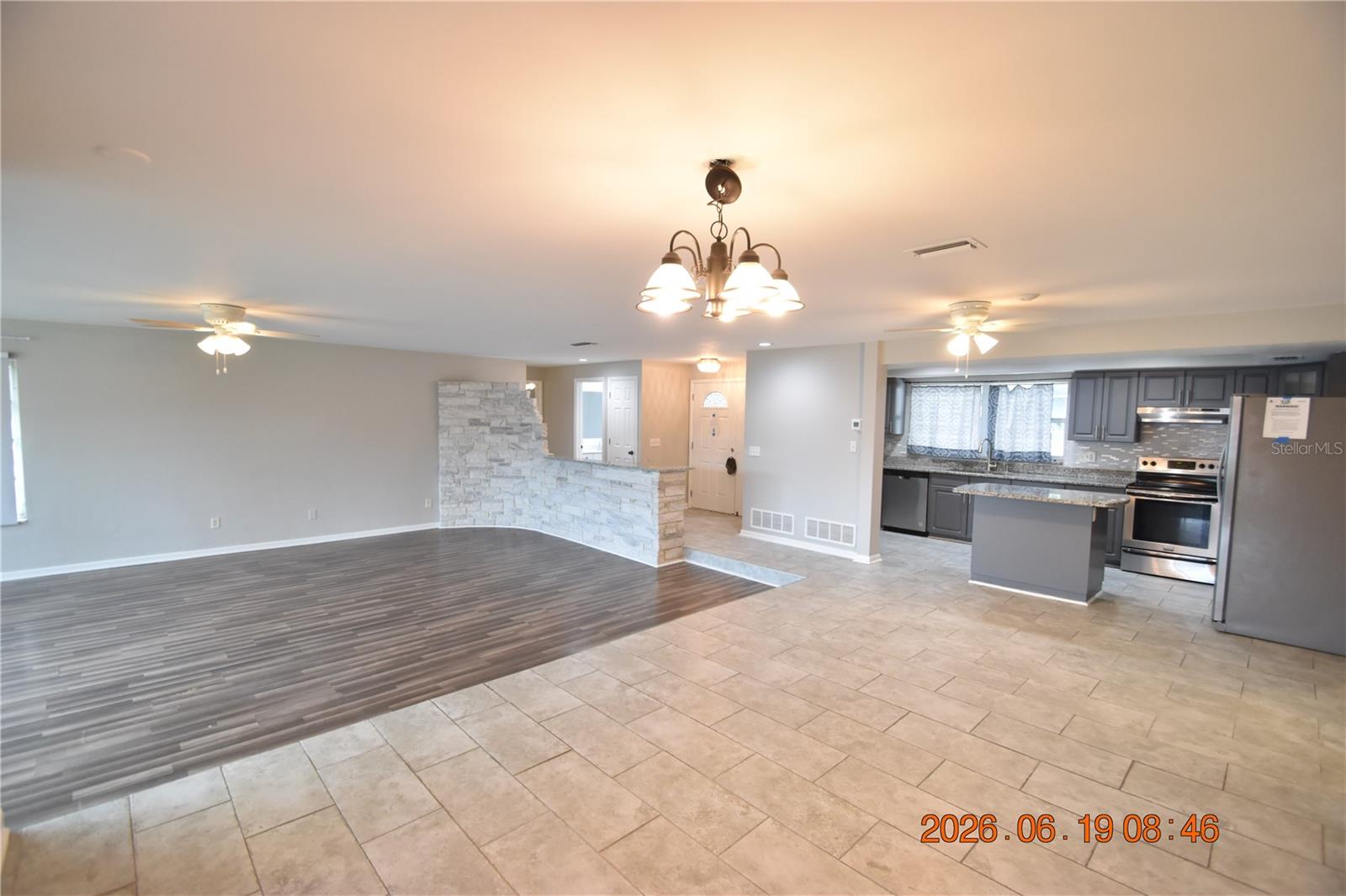 HARBOR LAKE ESTATES - Residential Lease