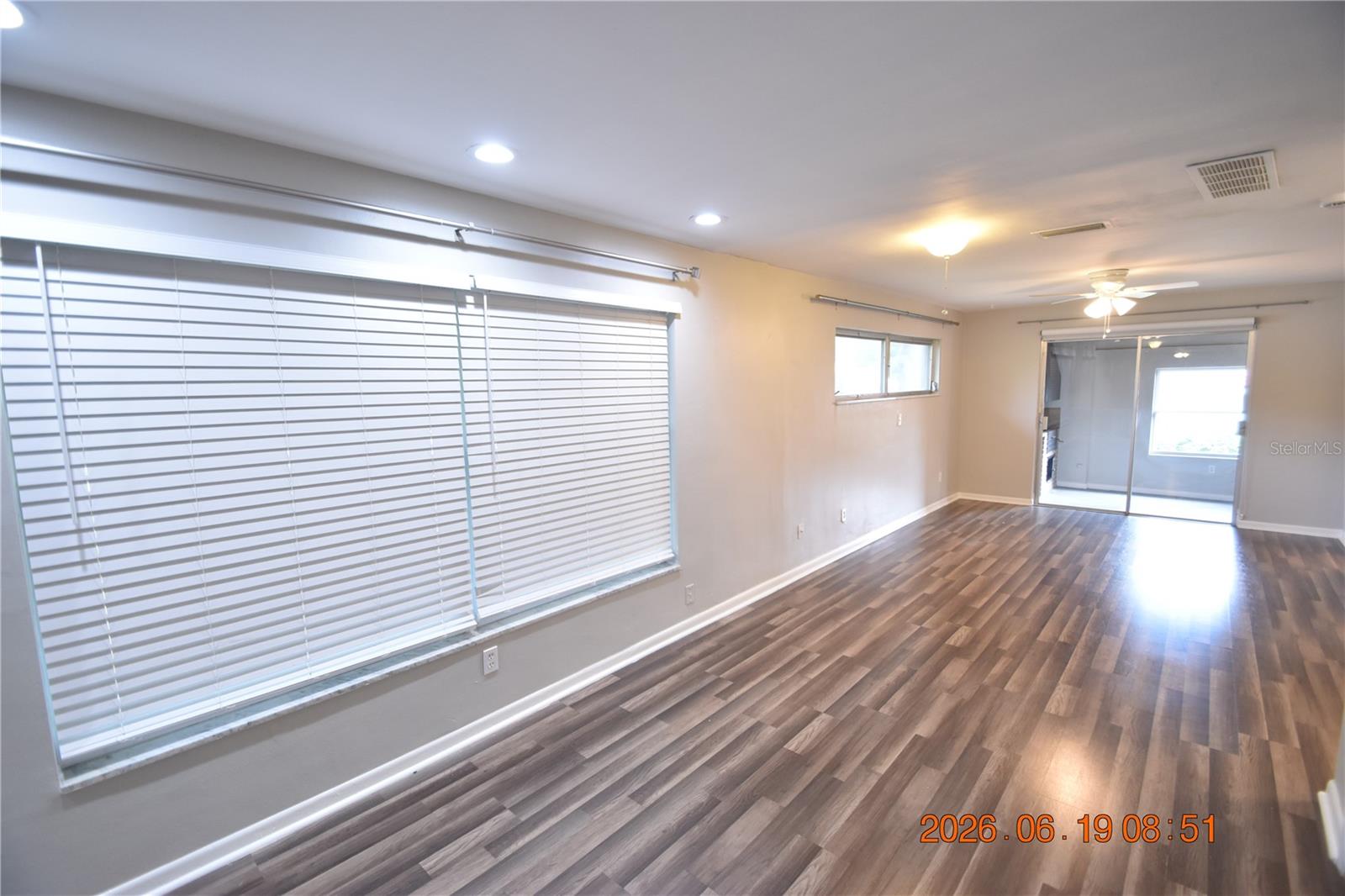 HARBOR LAKE ESTATES - Residential Lease
