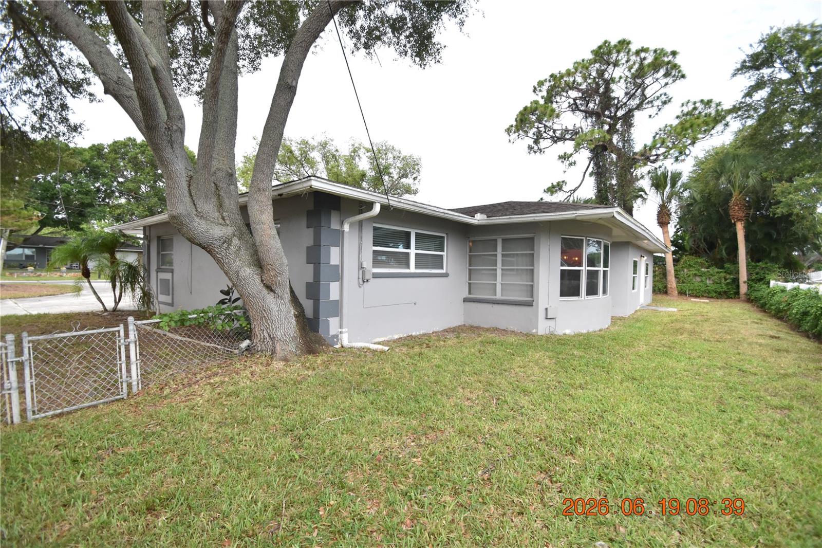 HARBOR LAKE ESTATES - Residential Lease