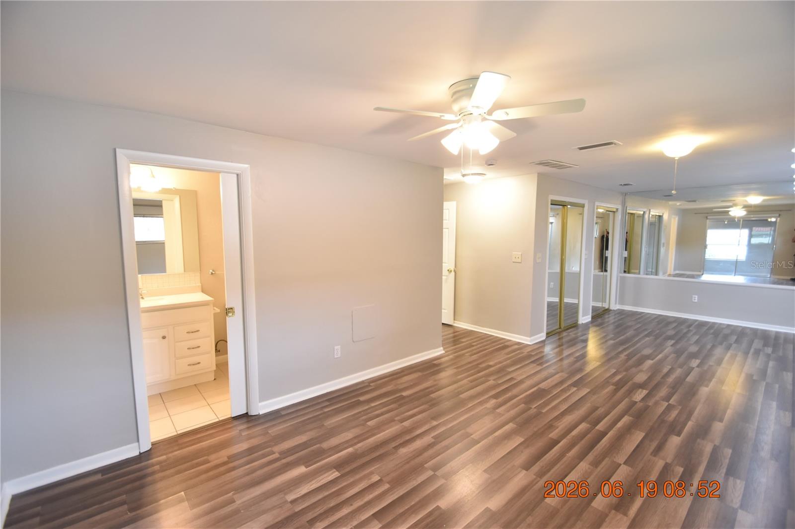 HARBOR LAKE ESTATES - Residential Lease