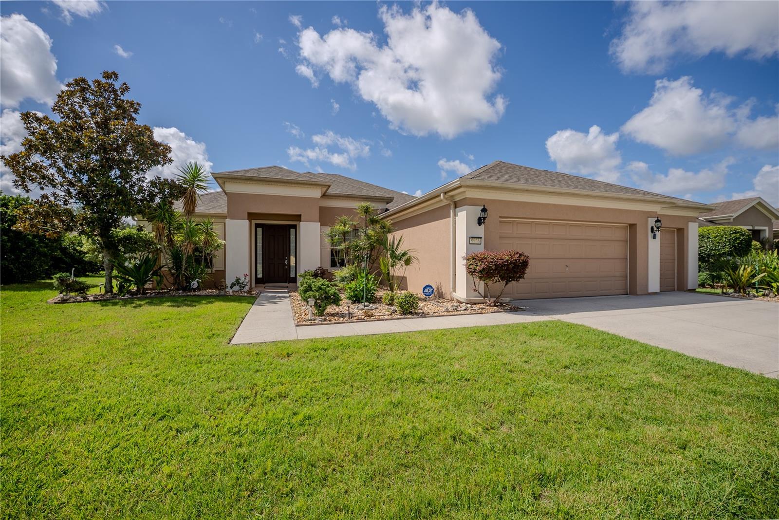 STONE CREEK BY DEL WEBB-LONGLEAF - Residential