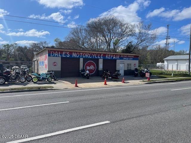 Must Sell! This is a very well established Motorcycle Repair Shop for Sale. Almost 10 years in Business. Highly reputable & great operation. Best Rates in town and more business than anyone. They also inherit Dealership work. Very High Traffic Area with great road exposure. Over 3000 SF of workshop area with plenty of yard space. This is the perfect business to buy and grow even more. PLEASE DO NOT DISTRUB BUSINESS. THIS IS BROKER PROTECTED. Prospect must sign and NDA and be worthy.www.dalesmotorcyclerepair