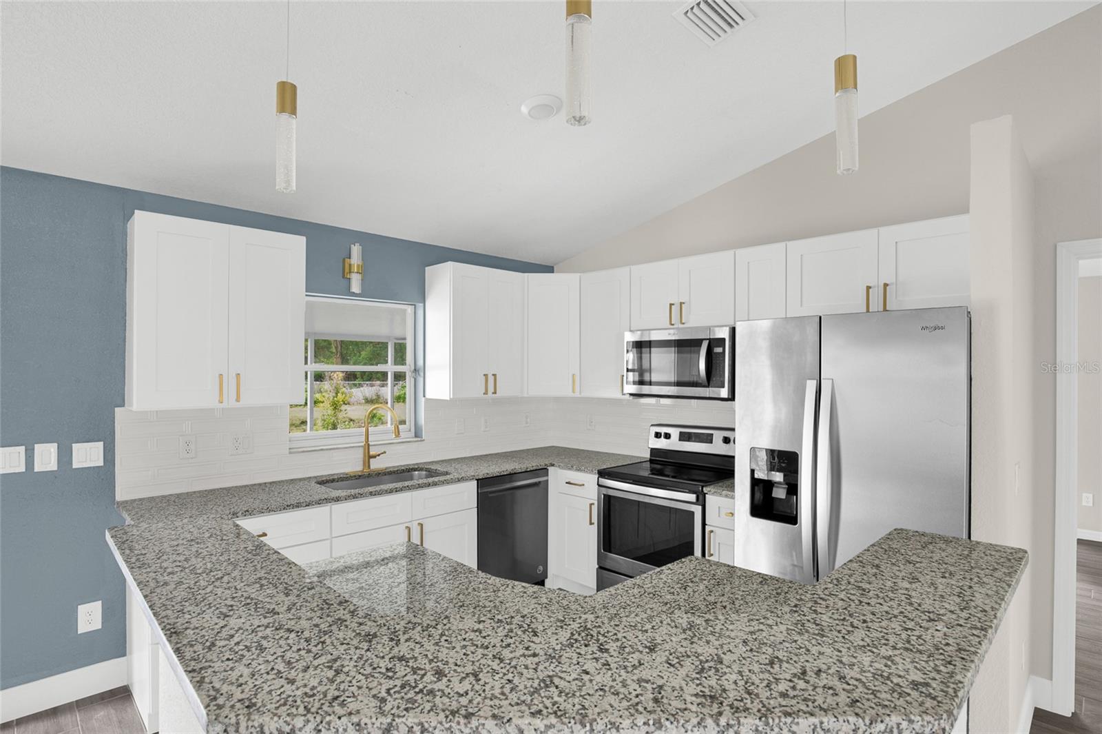OAKCREST HOMESITES - Residential