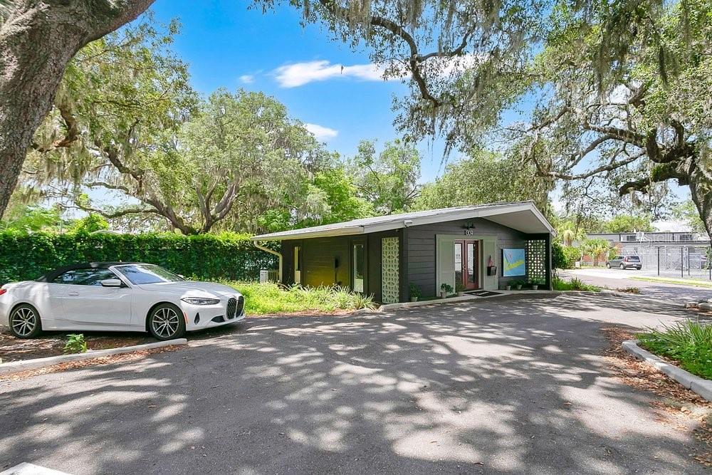 MOUNT VERNON HEIGHTS - Commercial Sale