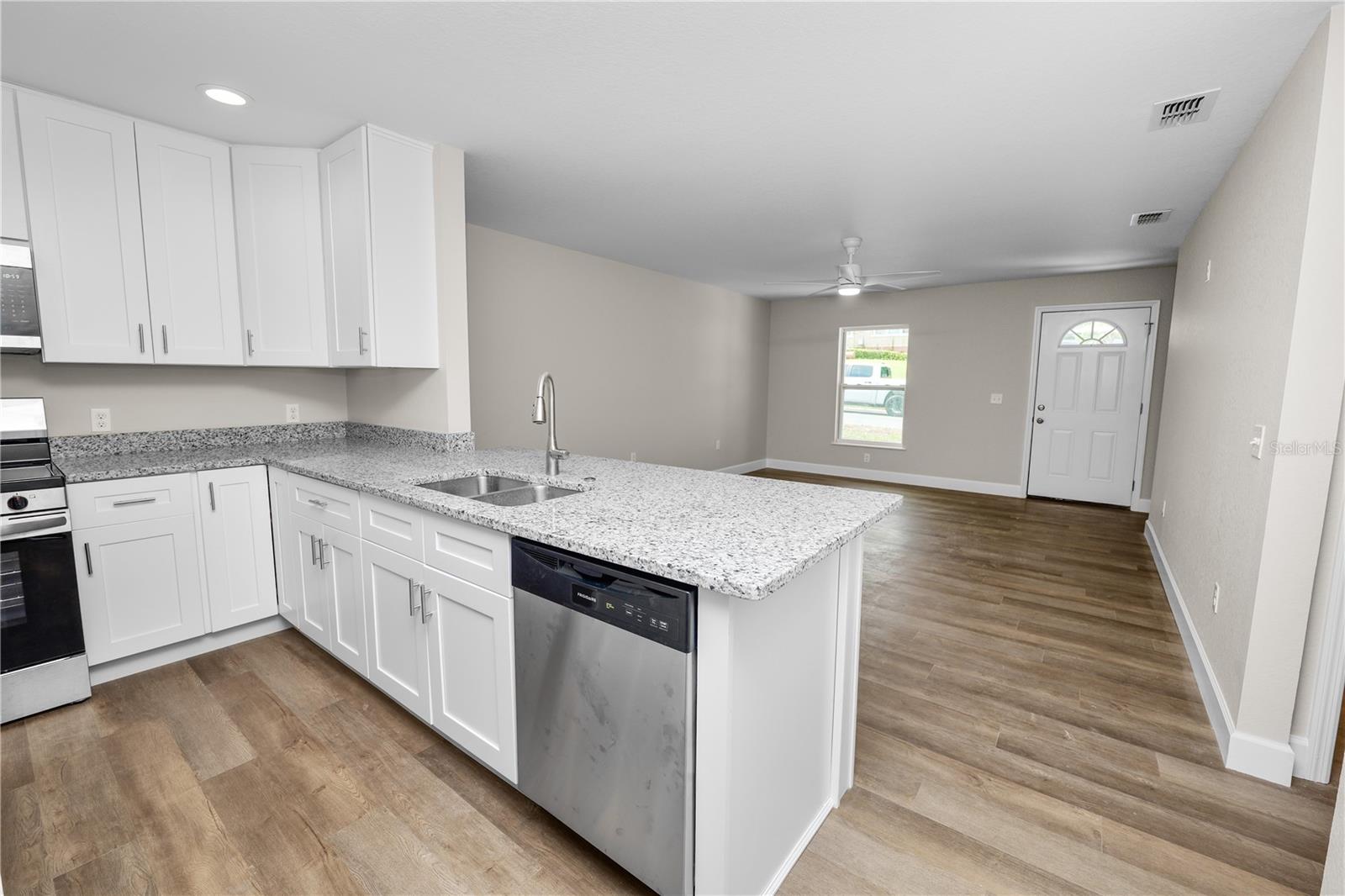BELLEVIEW PARK SUB - Residential