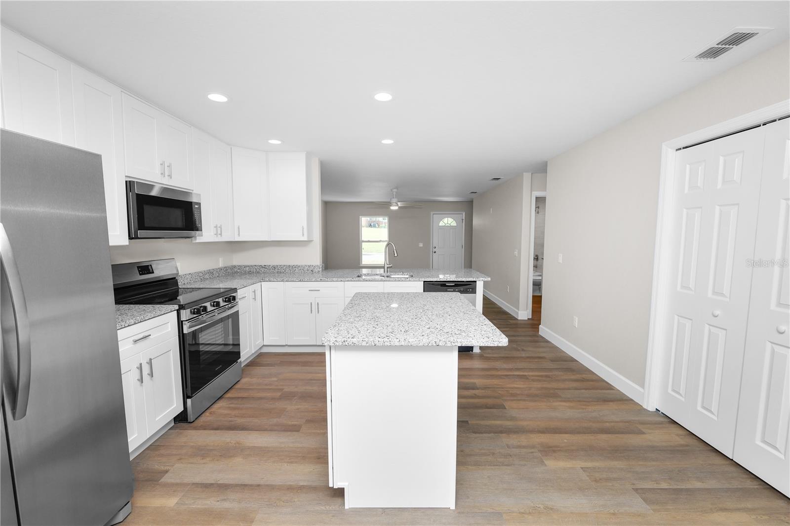 BELLEVIEW PARK SUB - Residential