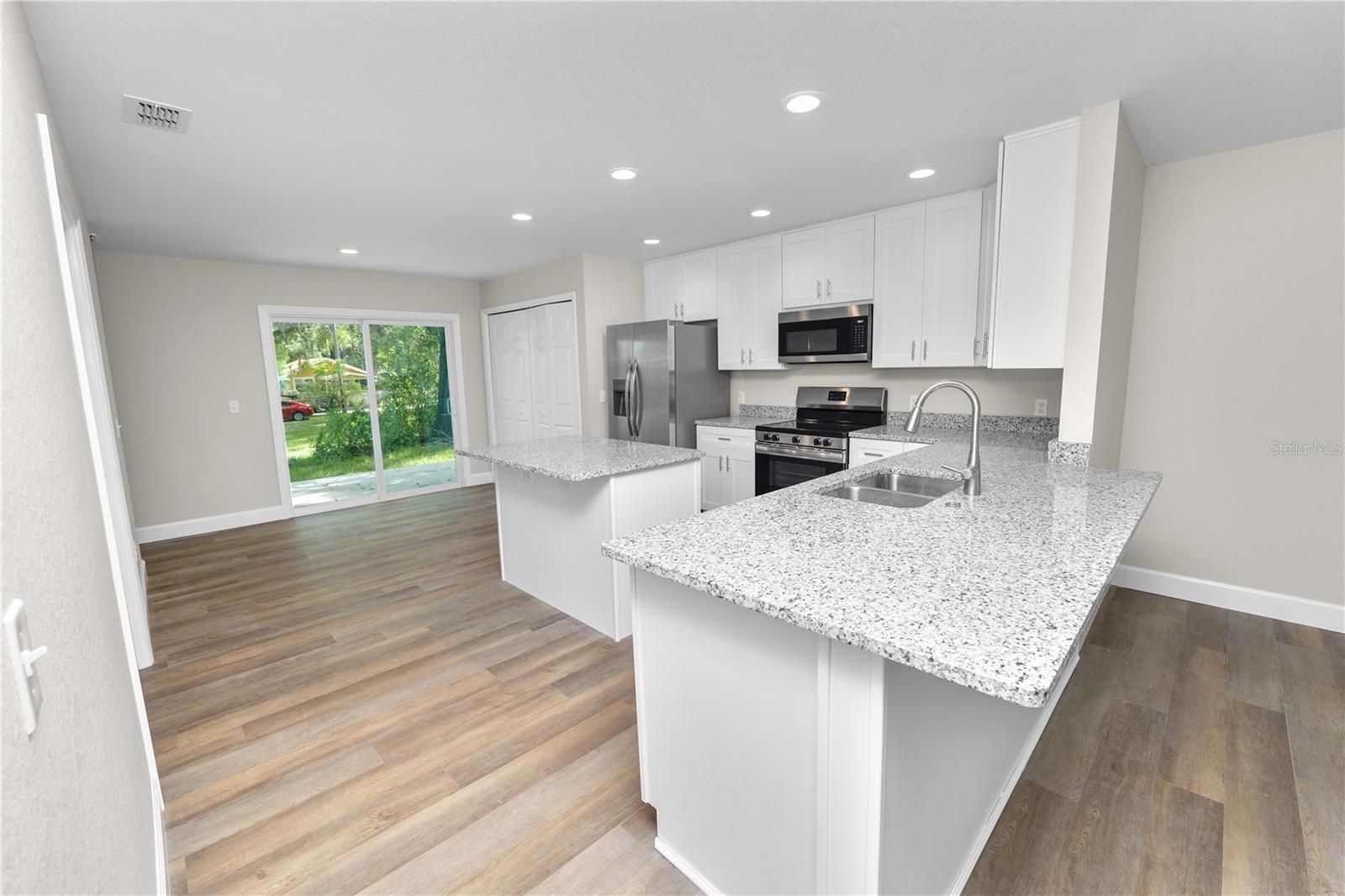 BELLEVIEW PARK SUB - Residential