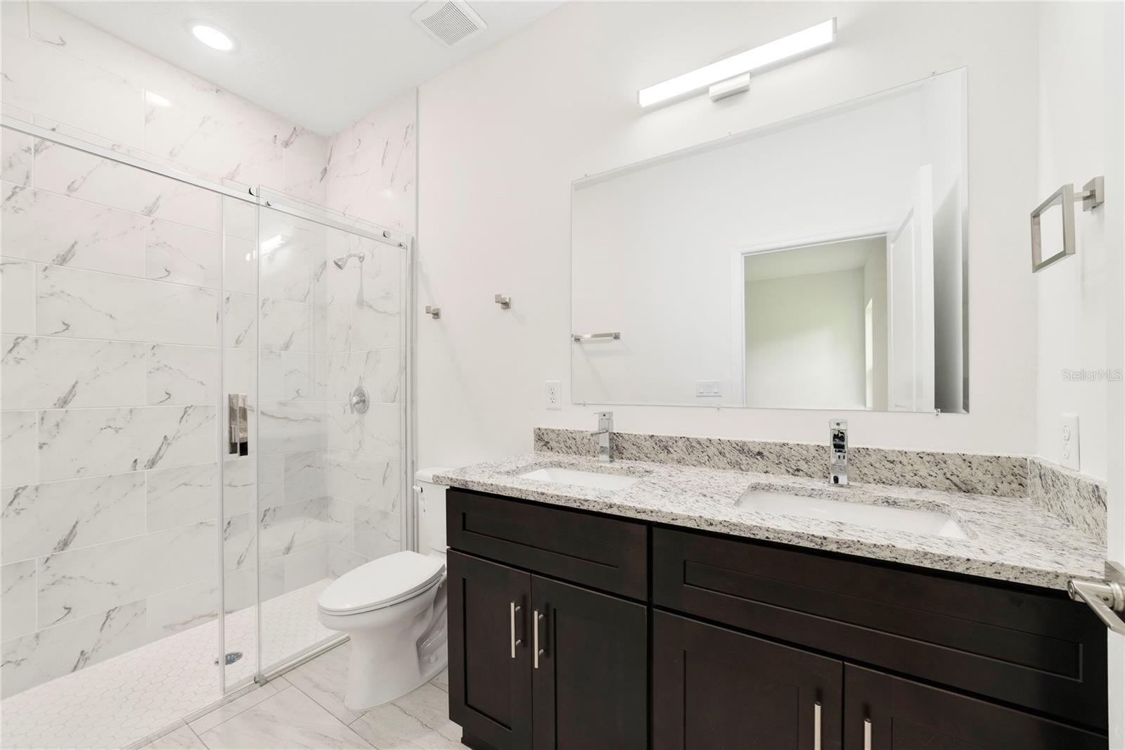 CITRUS SPGS UNIT 03 - Residential Lease