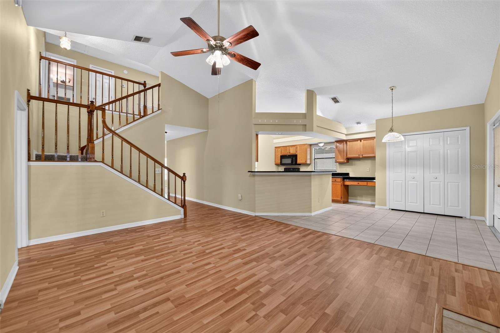 COUNTRY CLUB VILLAGE UNIT 3 - Residential